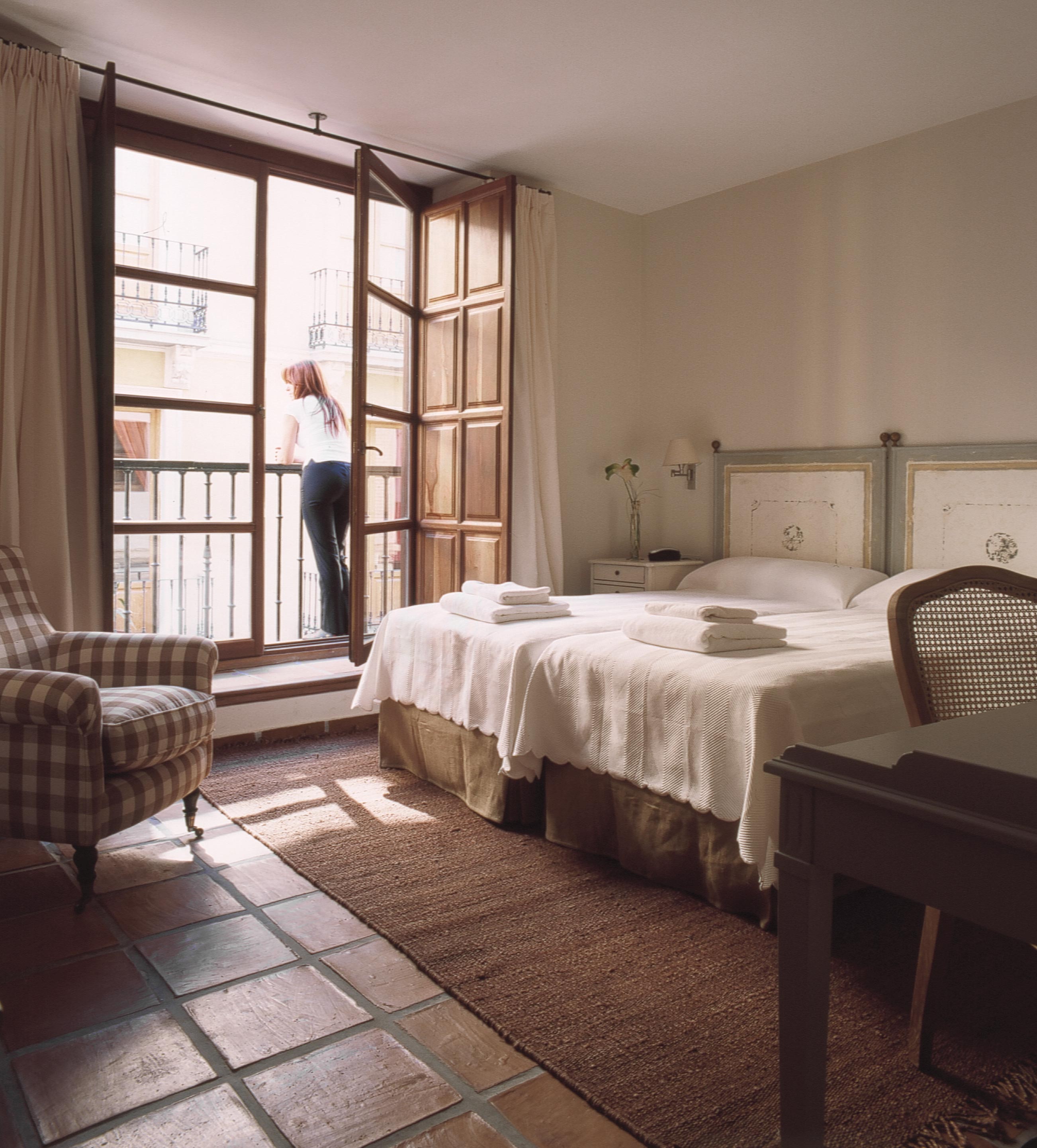 Double or Twin Superior