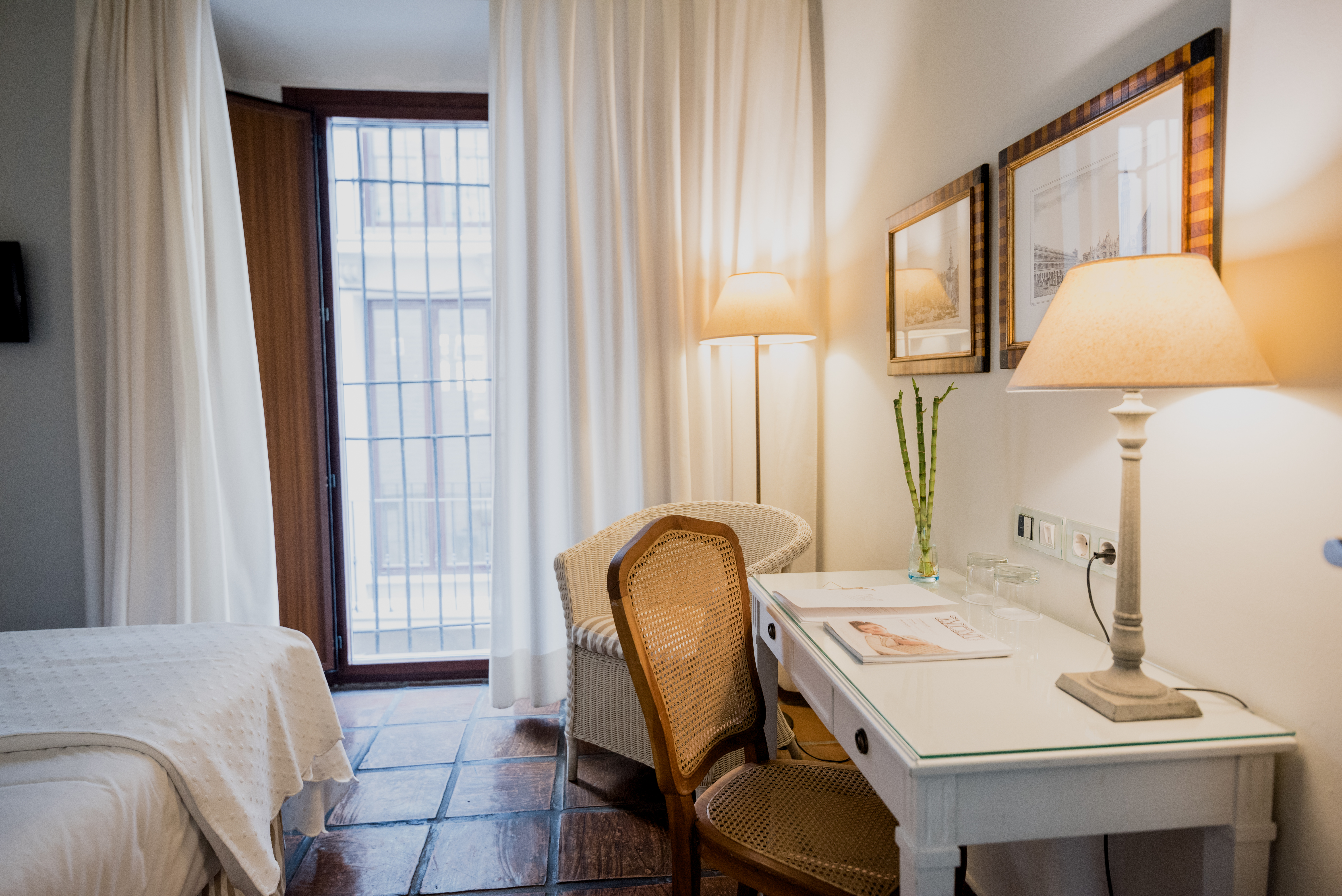 Double or Twin Standard