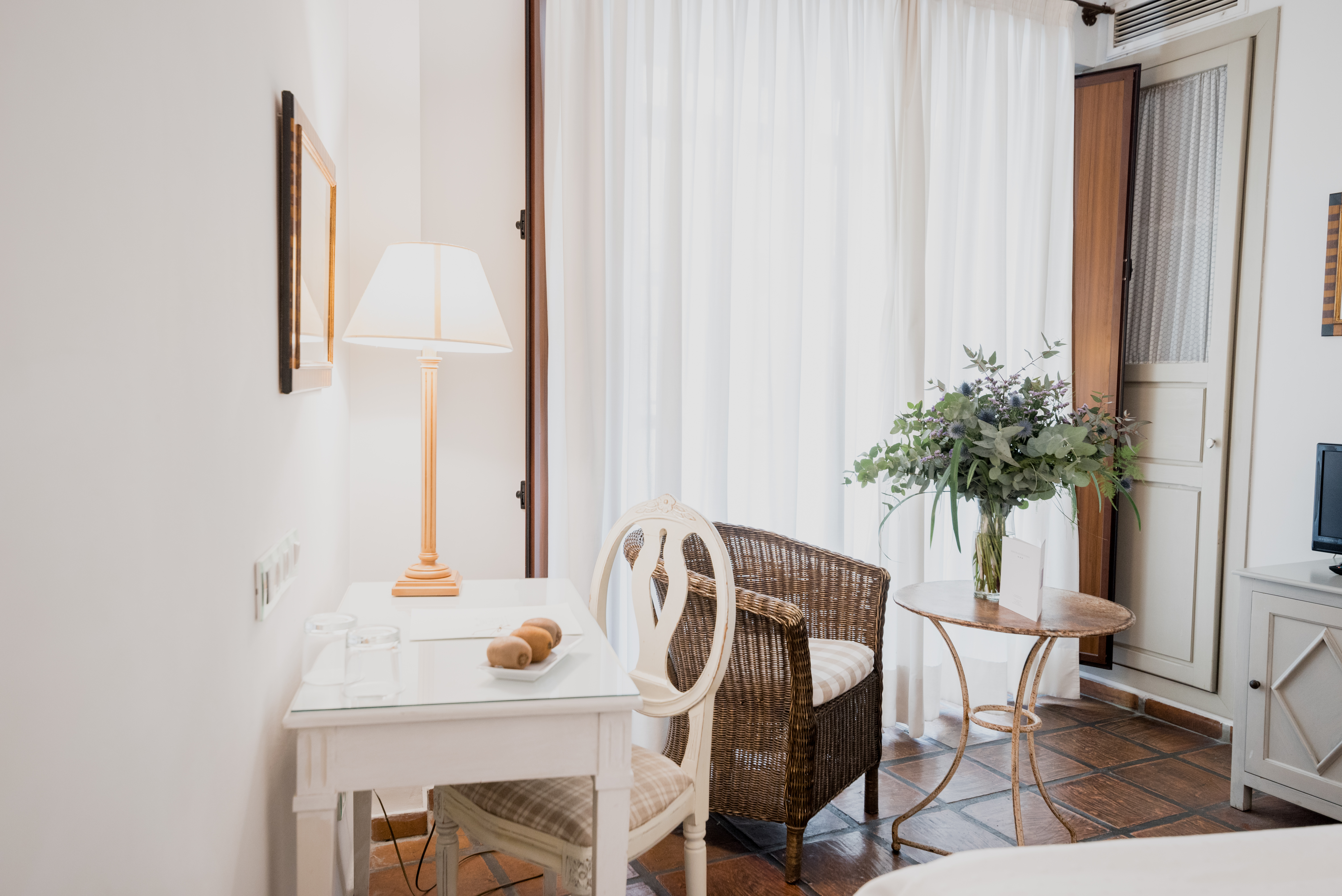 Double or Twin Standard