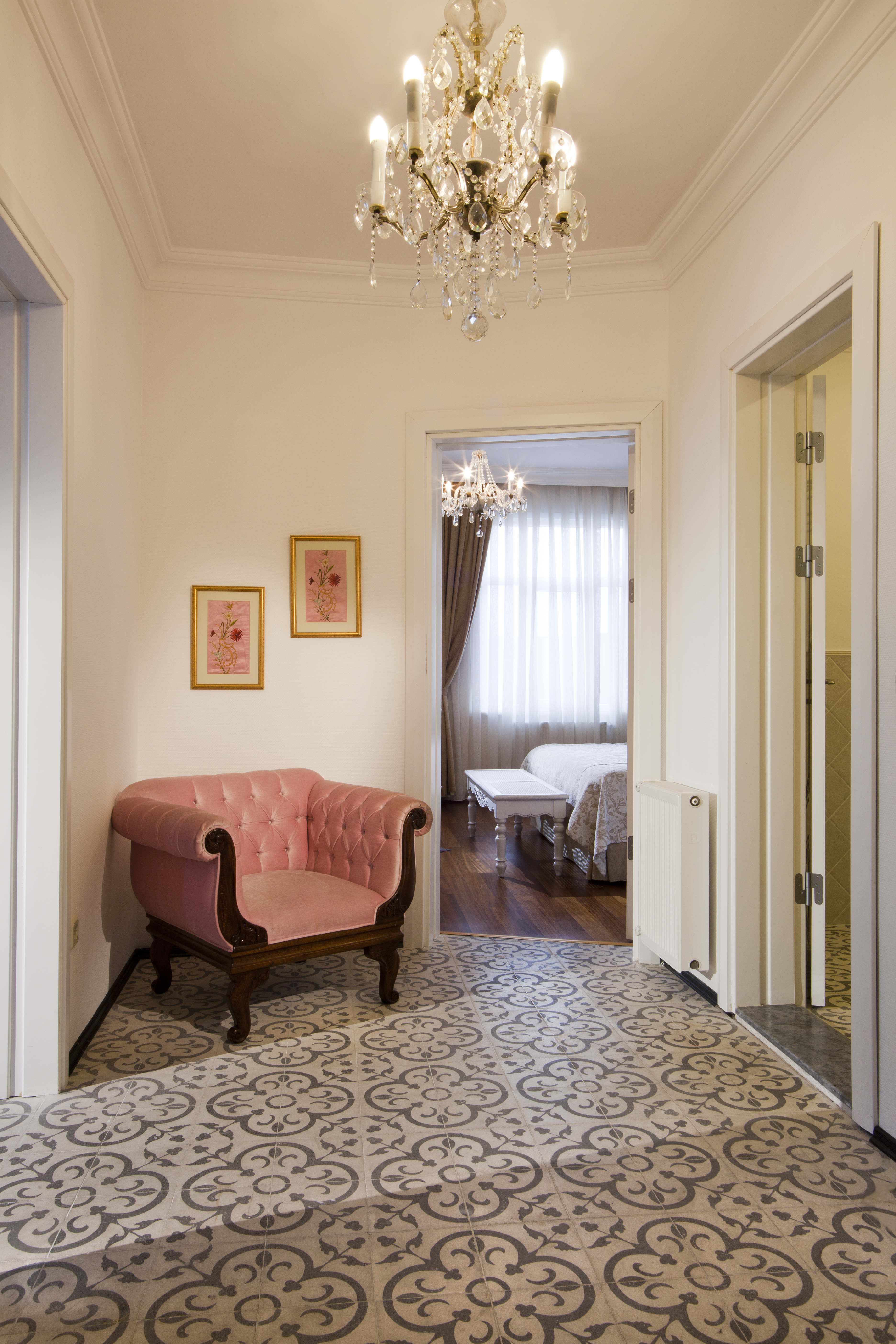 Suite Two Bedrooms One Bathroom