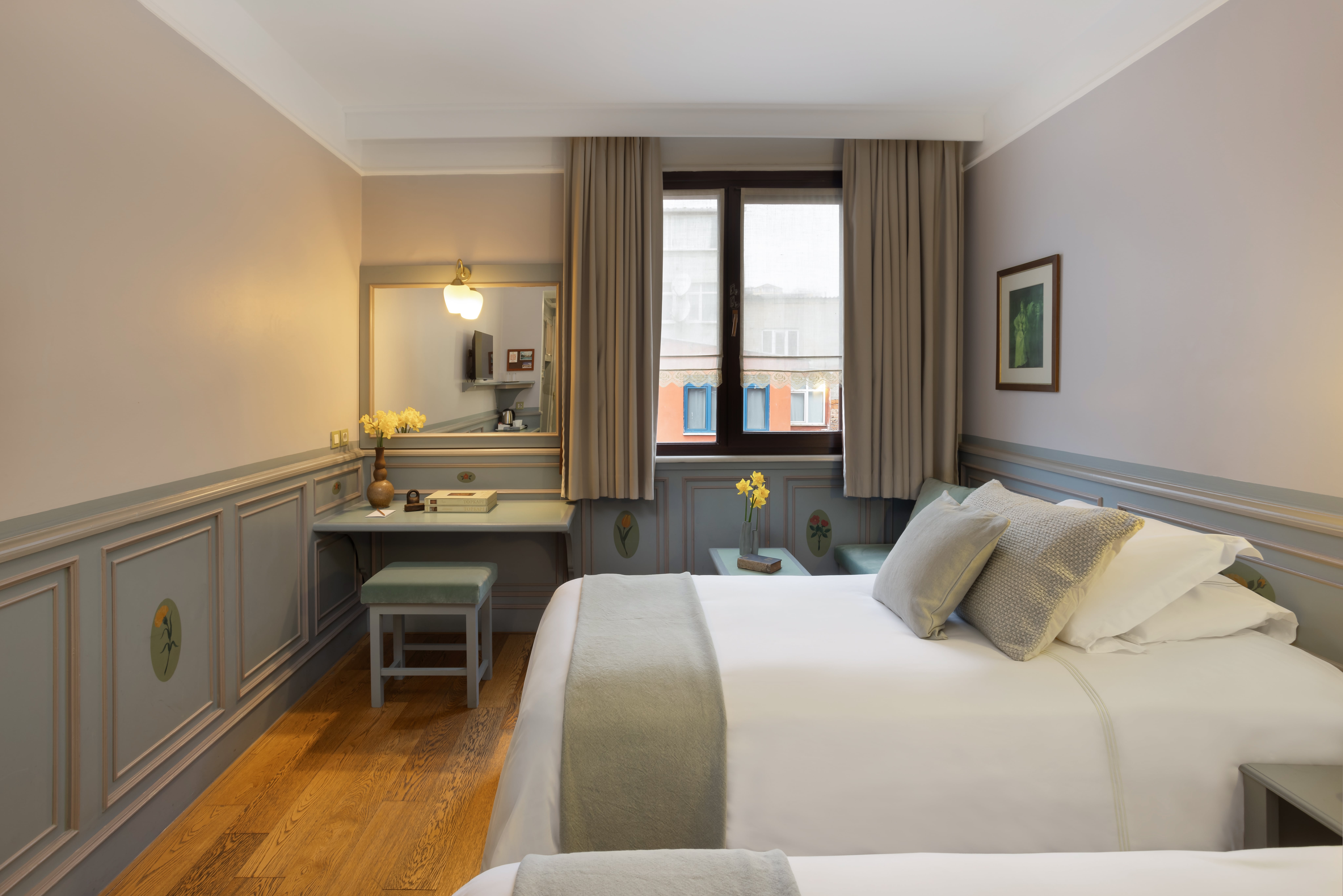 Double or Twin Standard