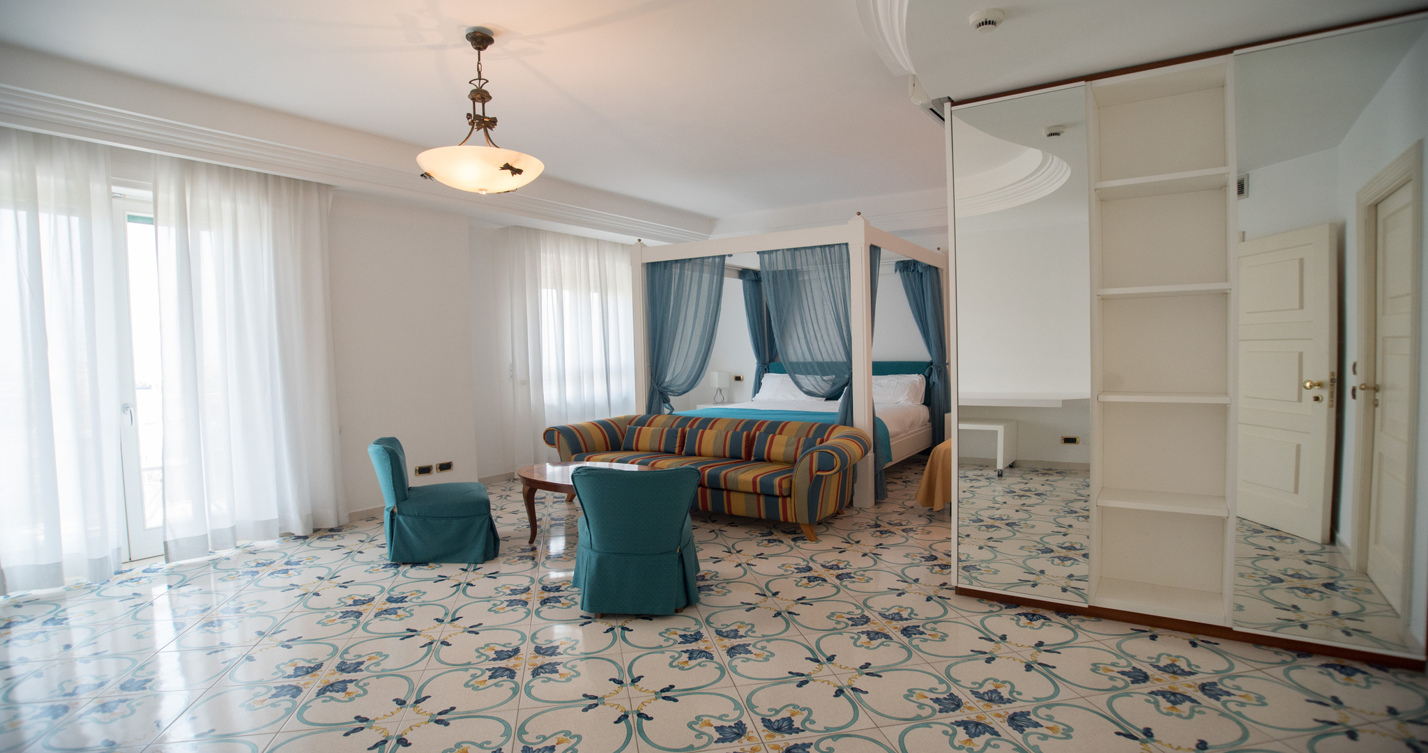 Junior Suite Partial Sea View