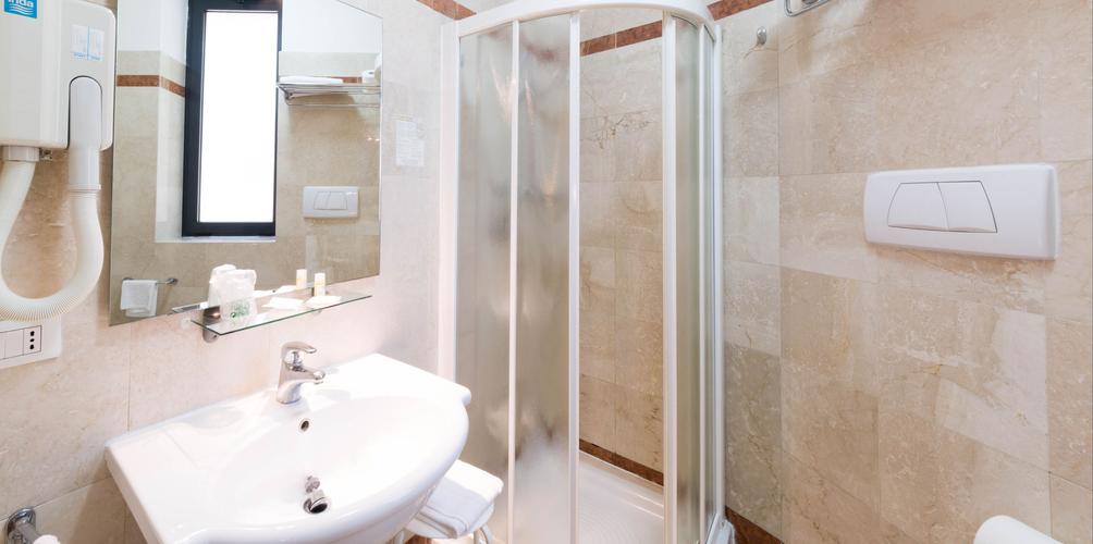 Double or Twin Deluxe