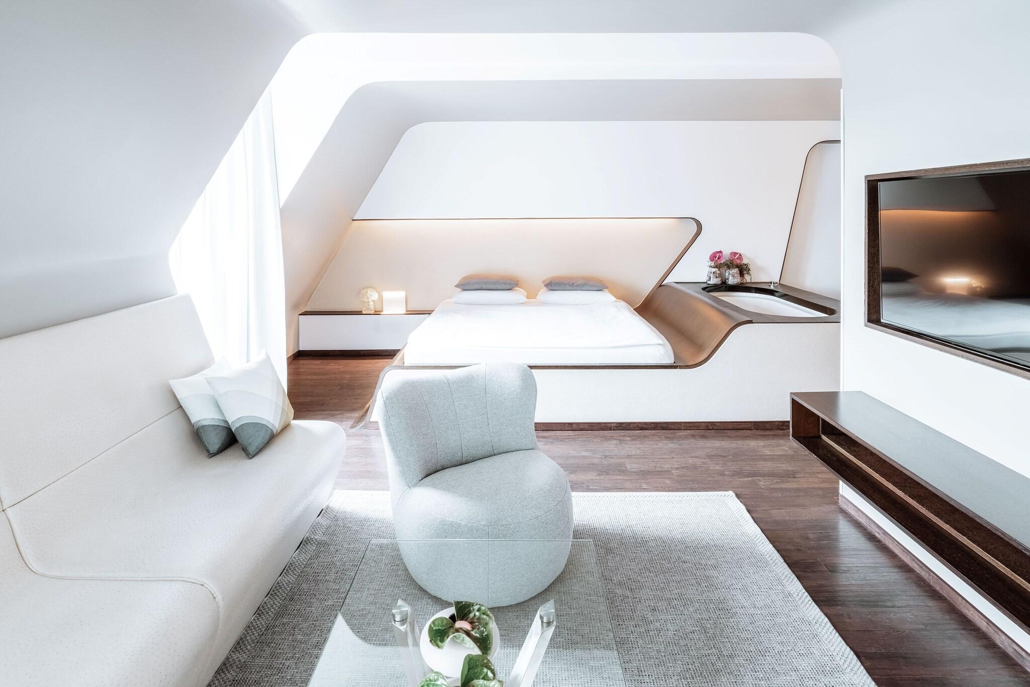 Junior Suite King Size Bed