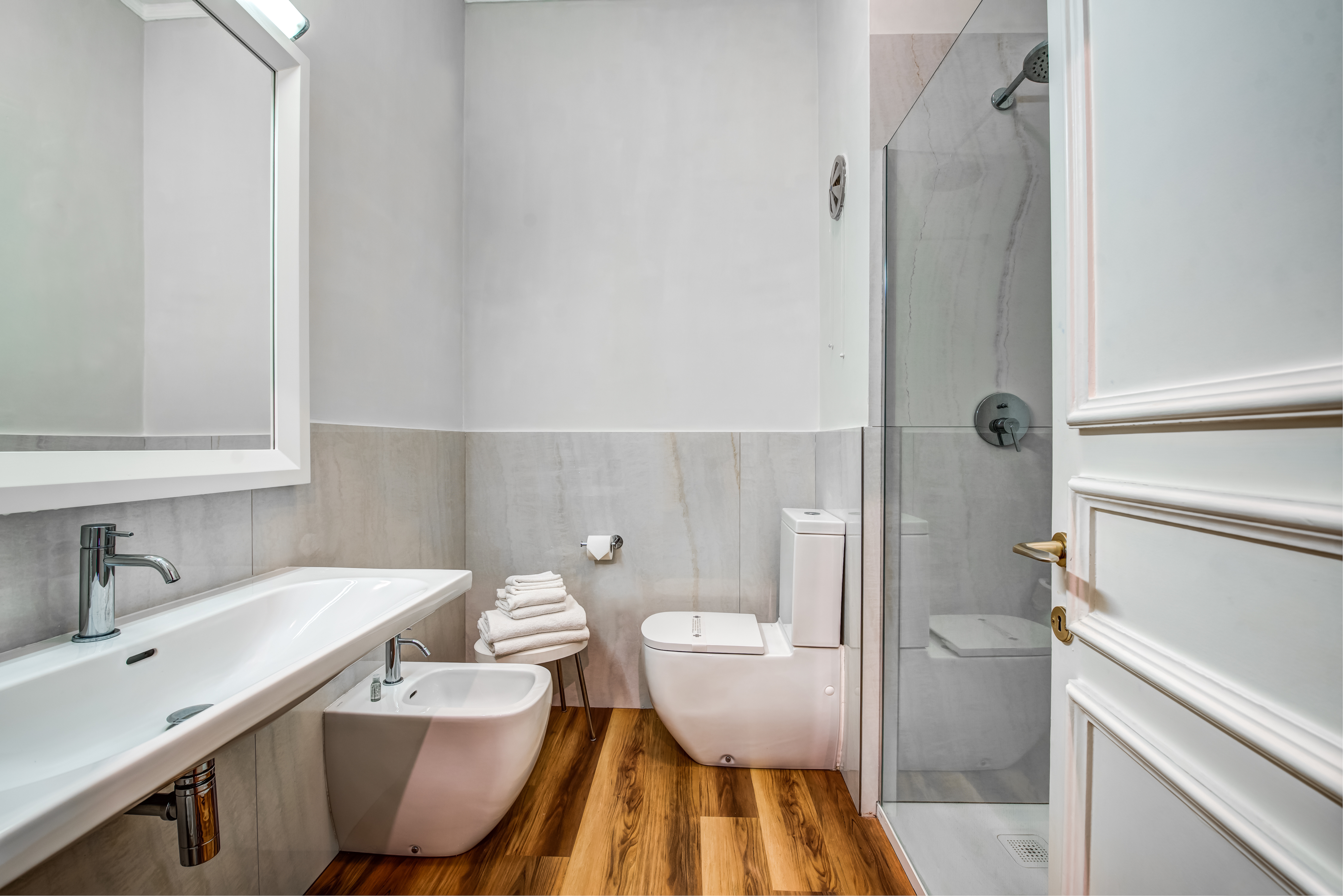 Double or Twin Standard