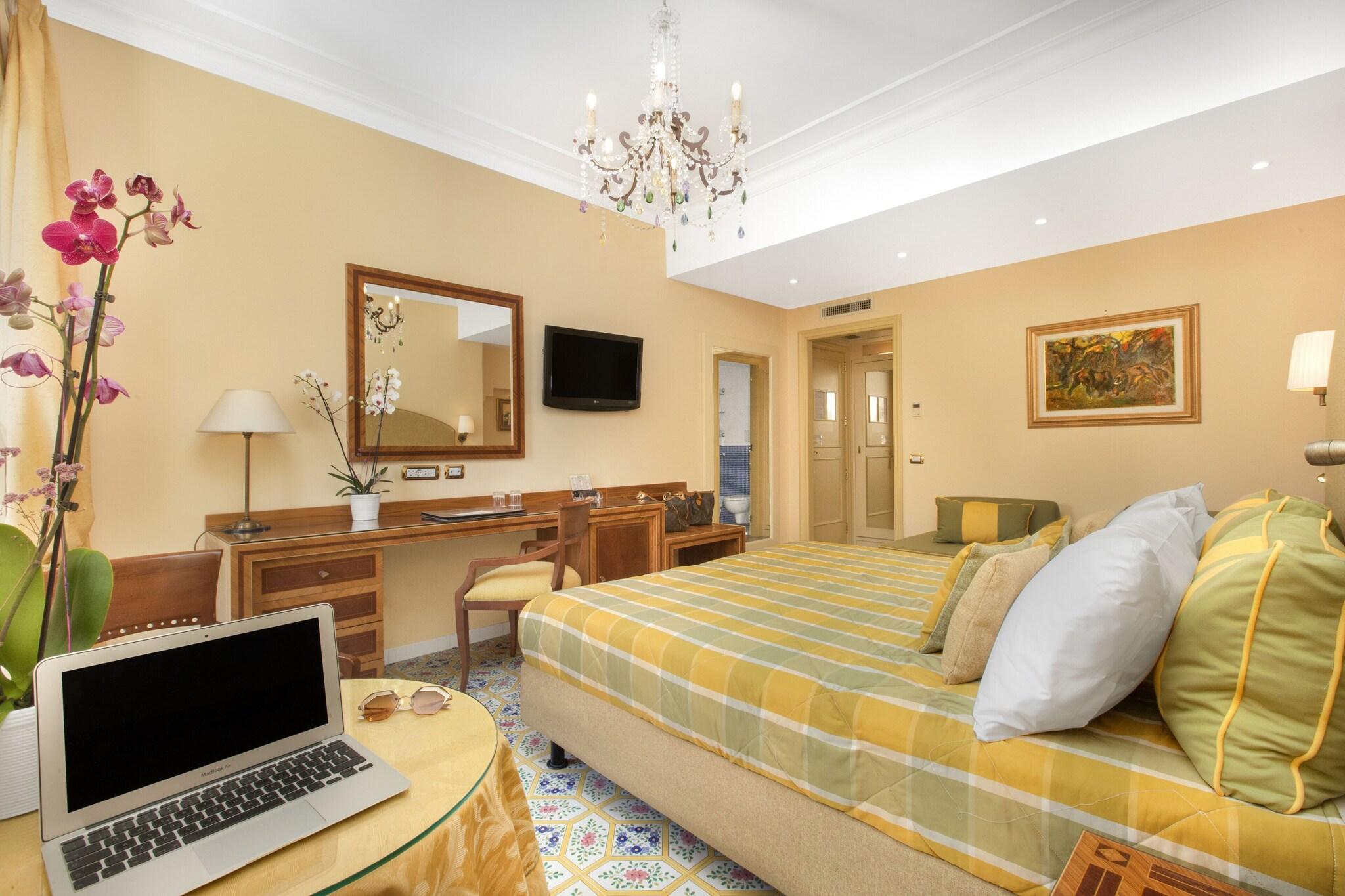 Double Deluxe Queen Bed