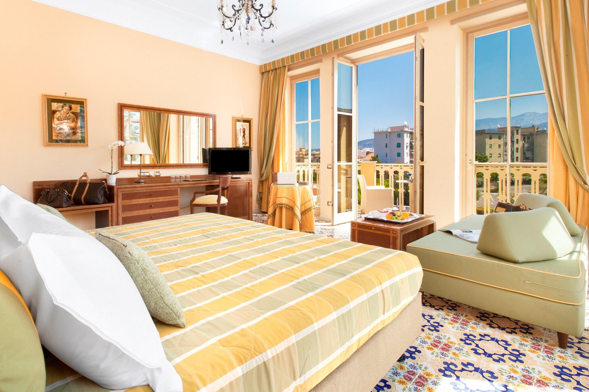 Junior Suite King Size Bed