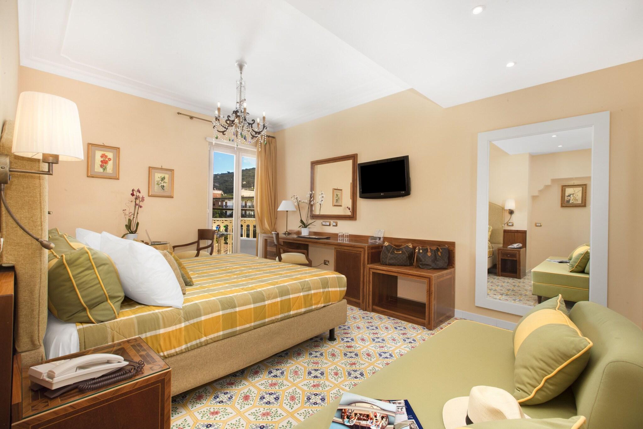 Twin Deluxe Two Beds