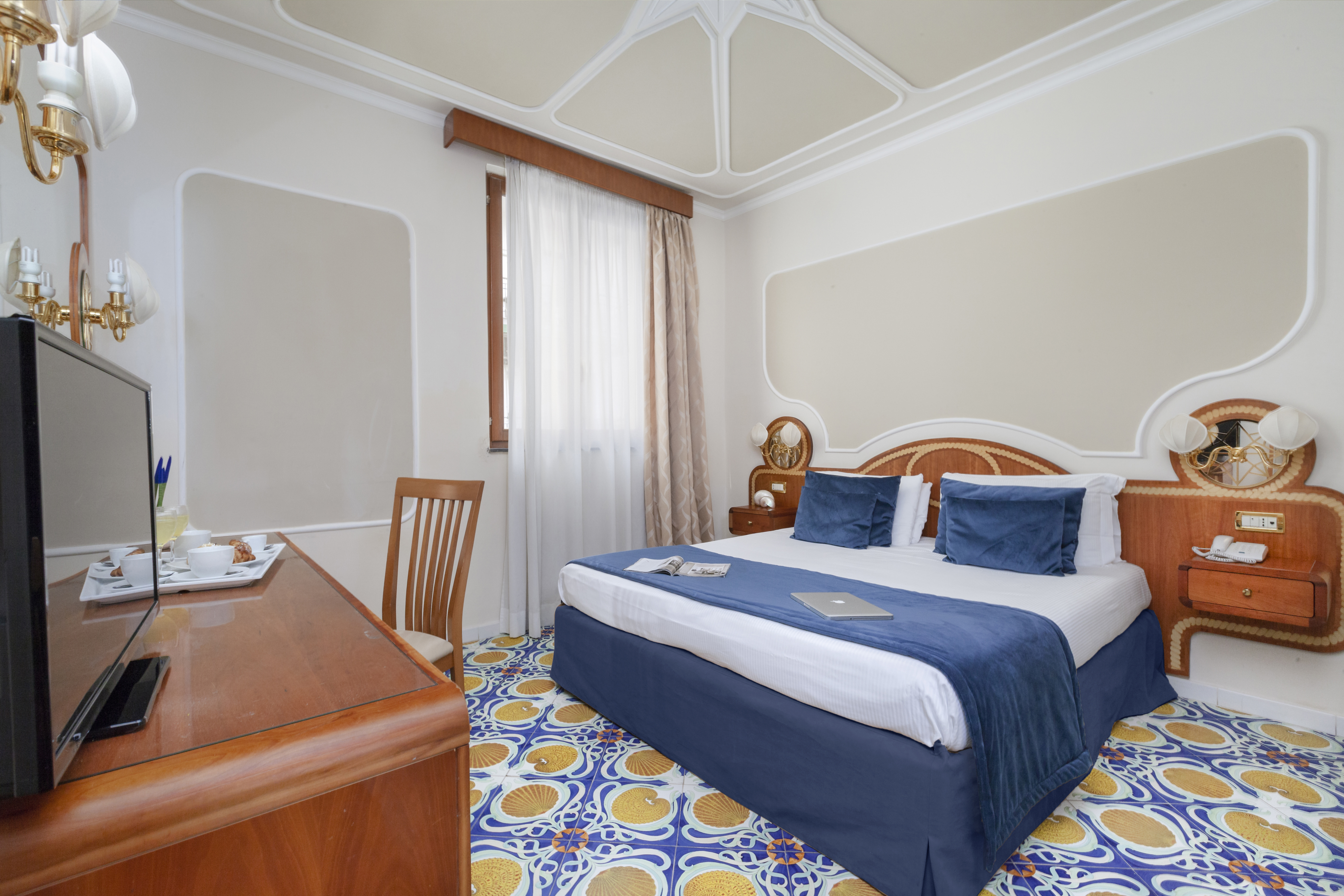 Double or Twin Standard