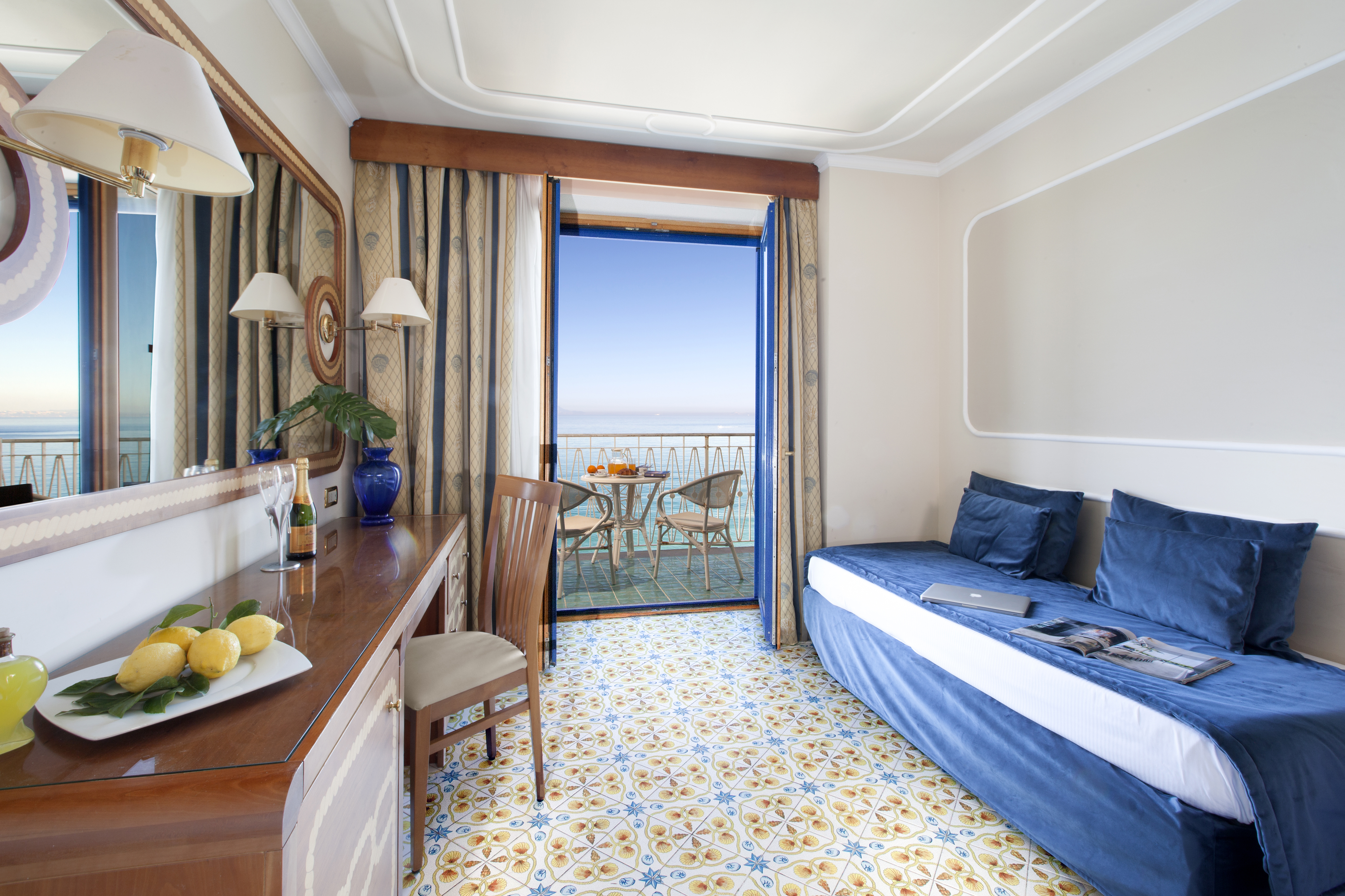 Triple Superior Sea View