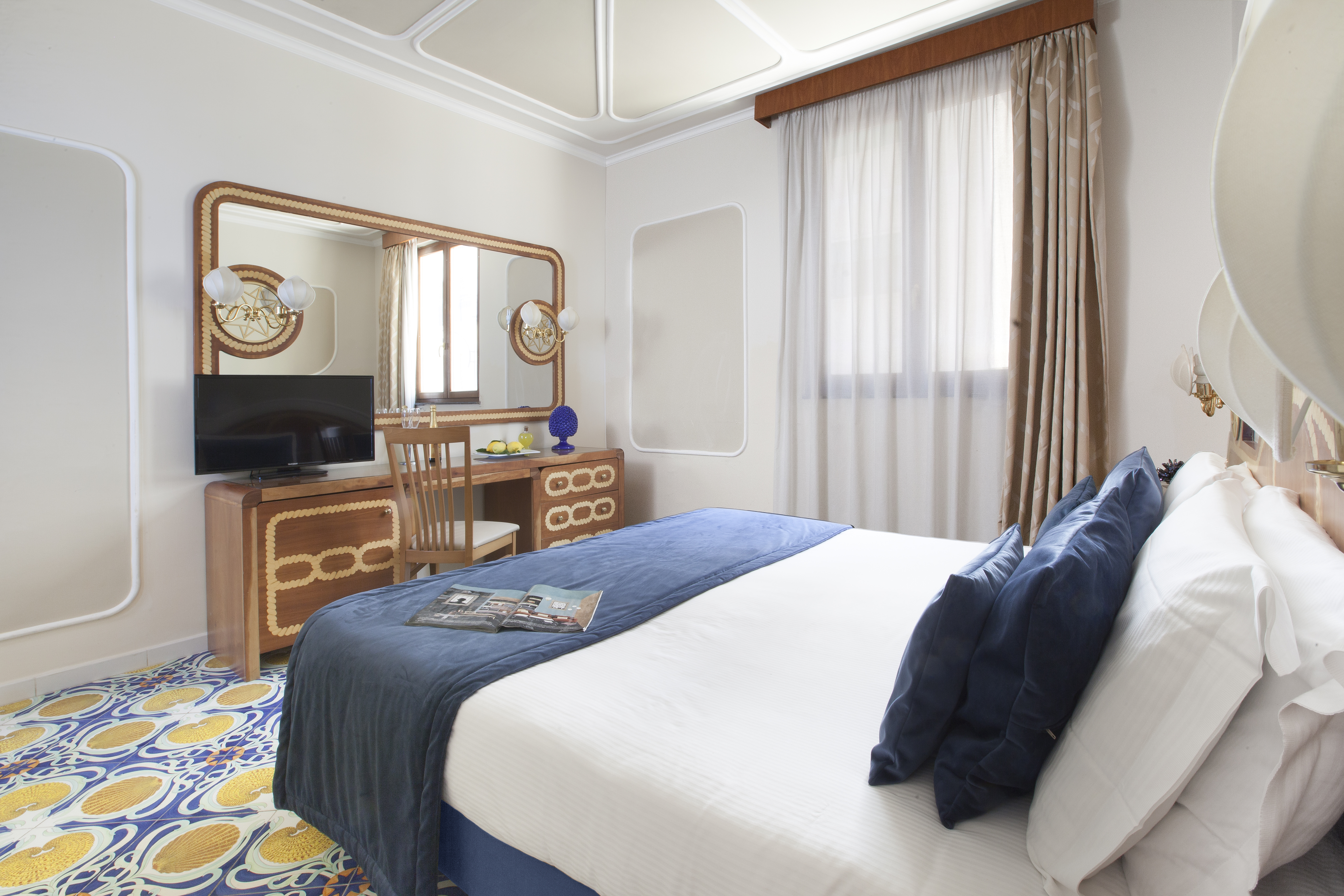 Double or Twin Standard