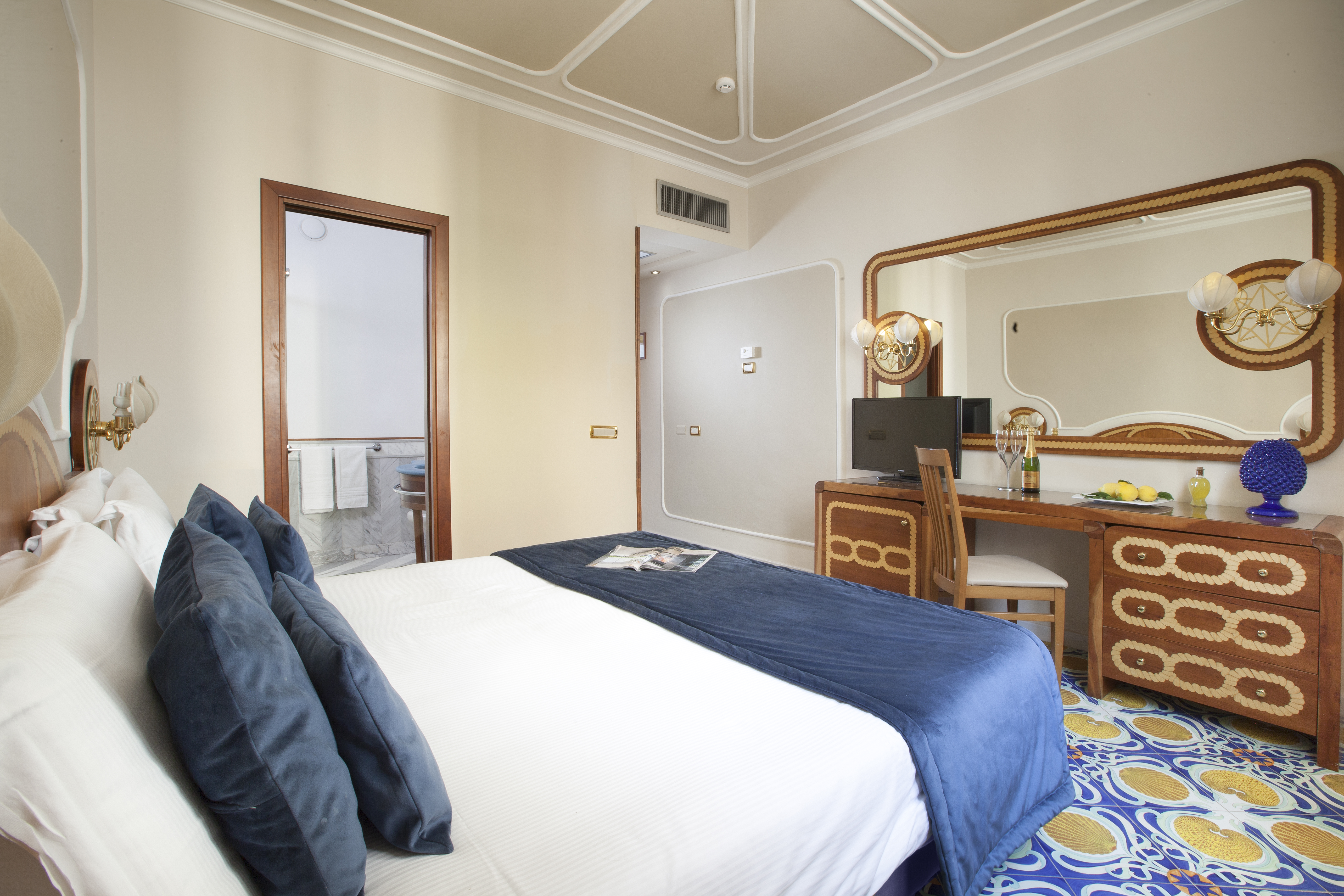 Double or Twin Standard