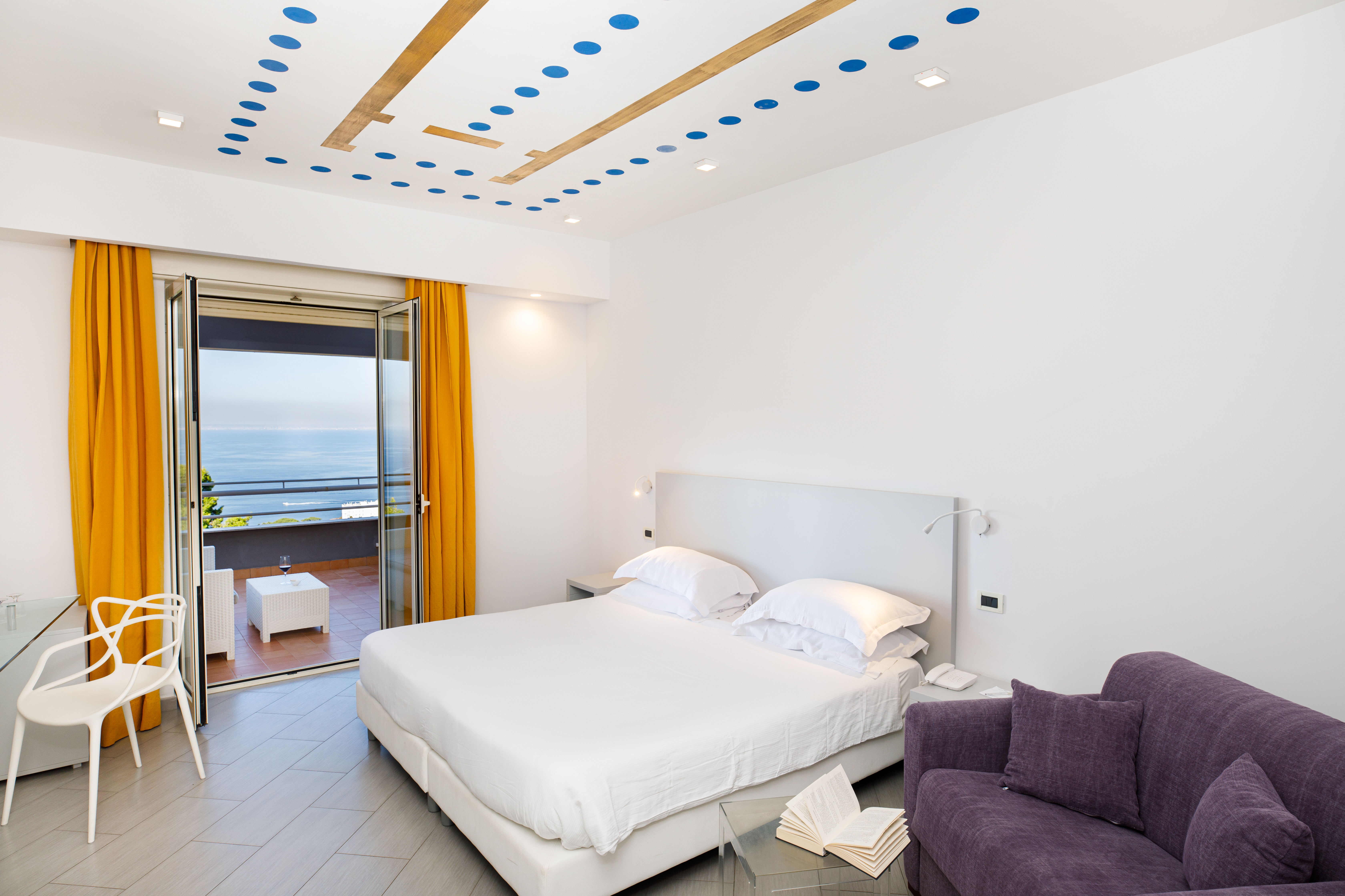 Double or Twin Superior Sea View