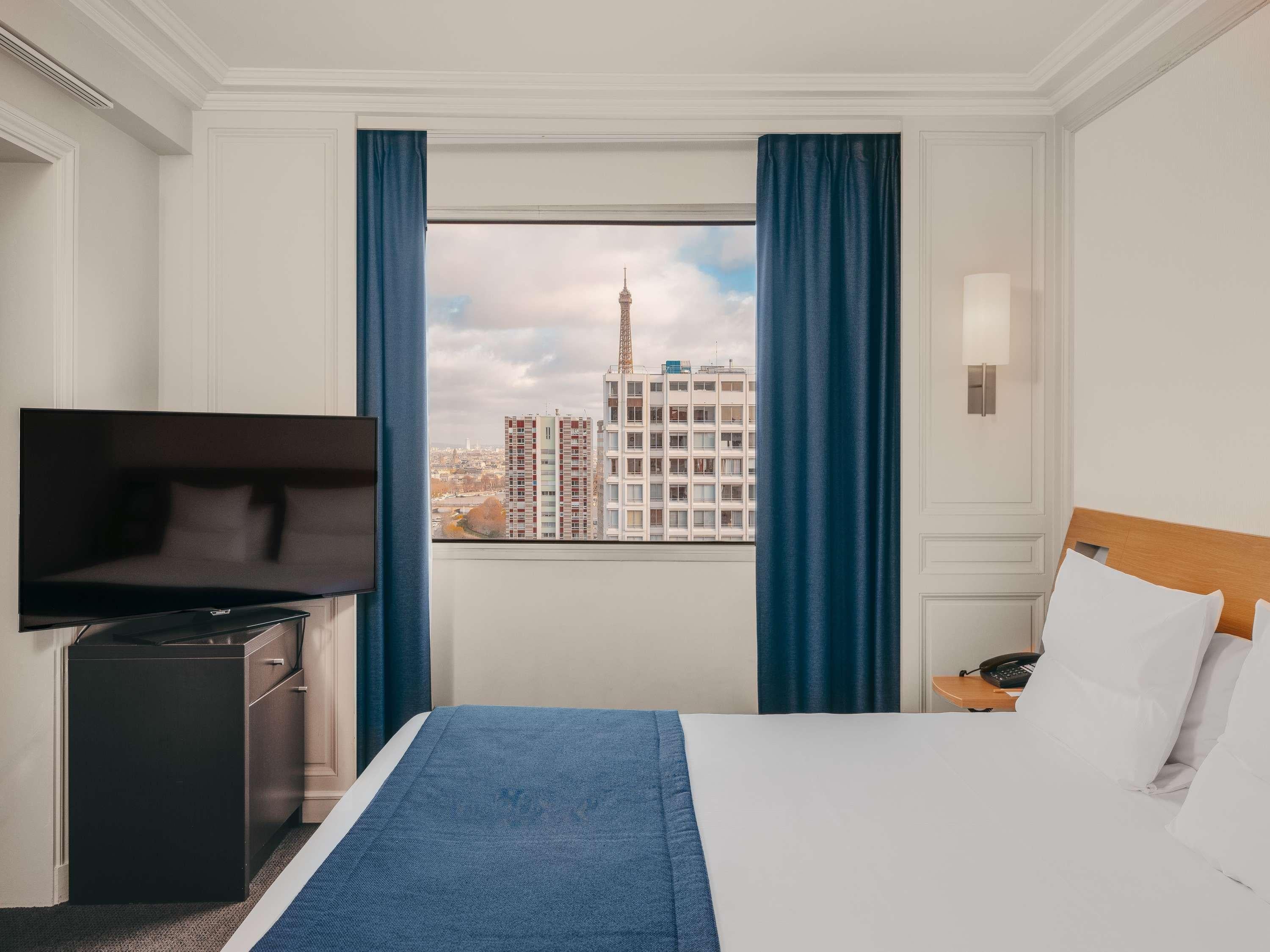 Junior Suite with Views