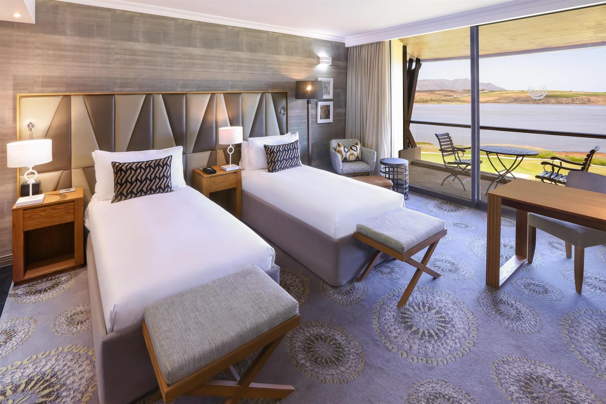 Twin Premium with Views