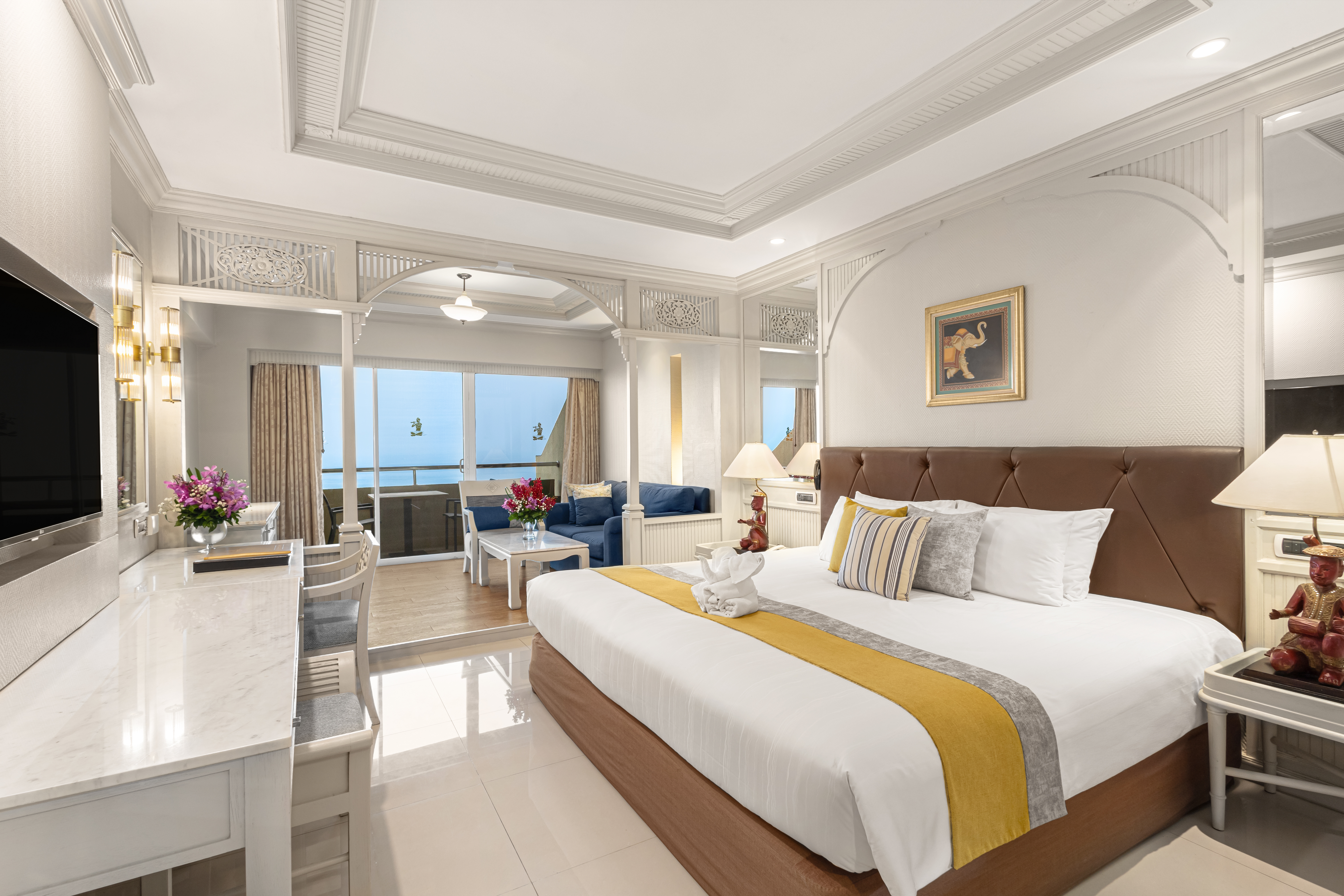 Suite Sea View King Bed