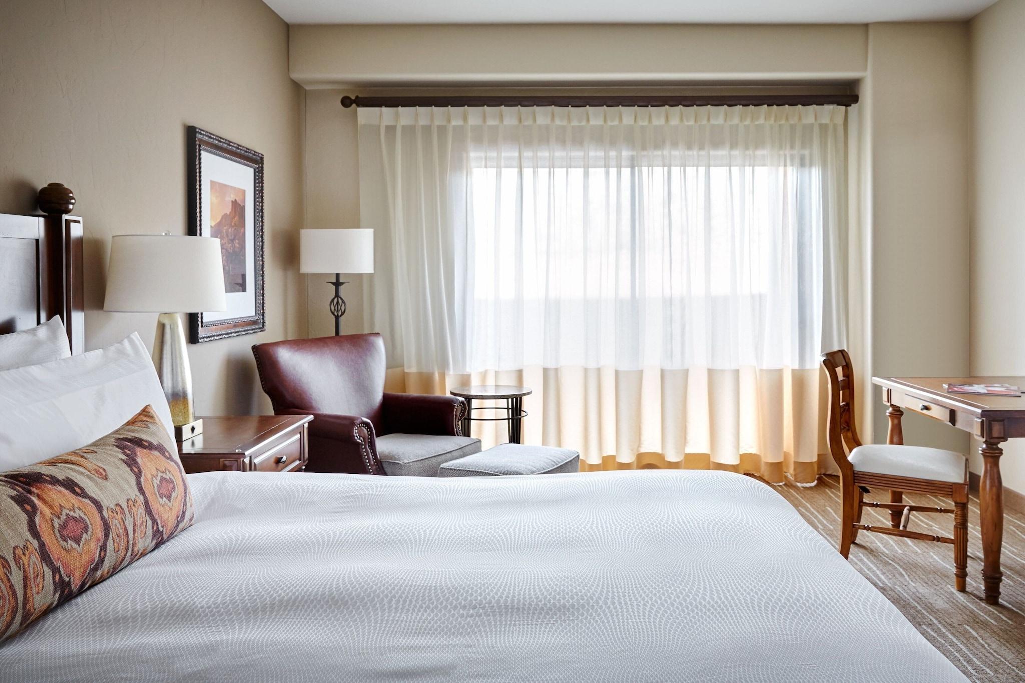 Double Accessible King Size Bed