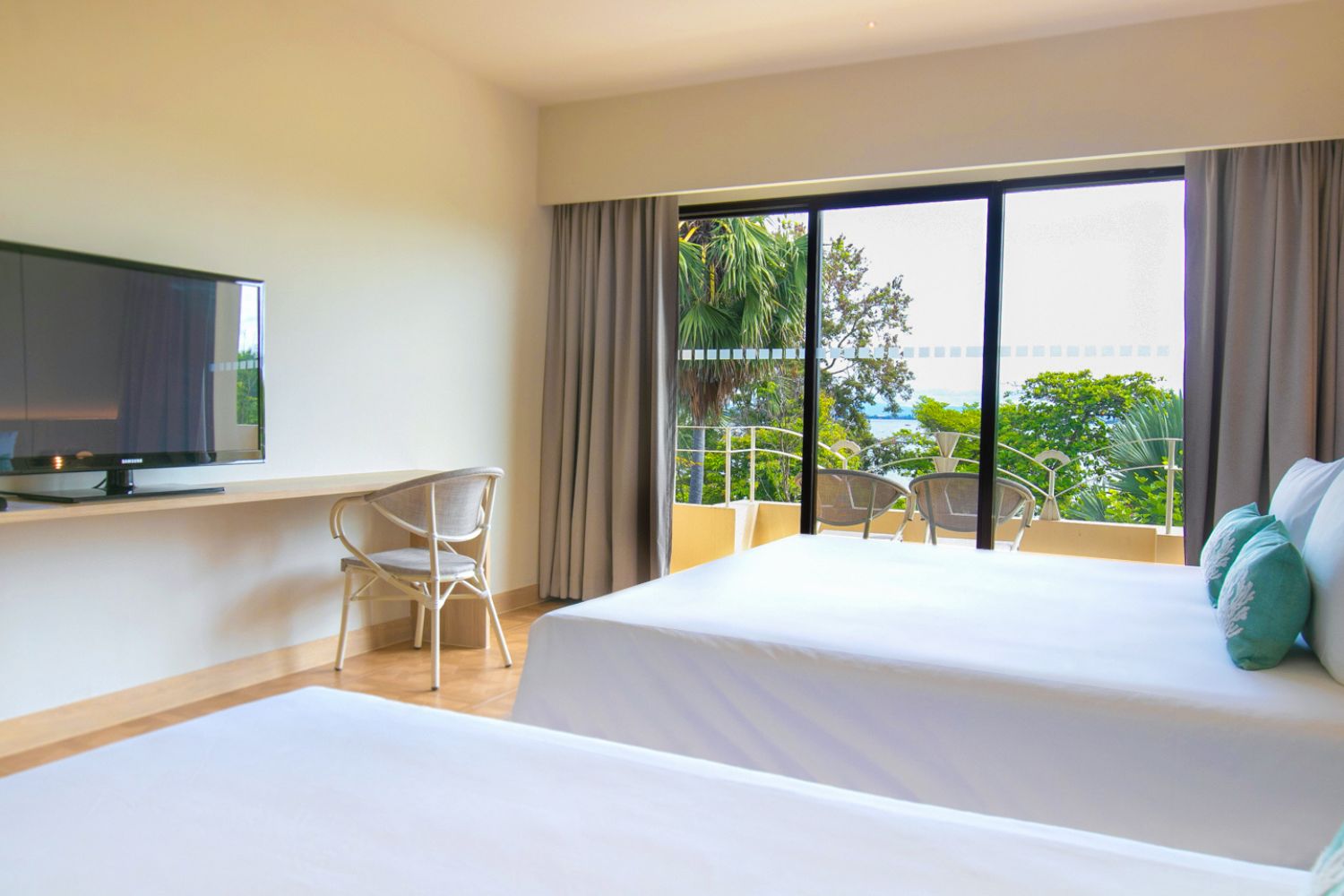 Double or Twin Deluxe Ocean View