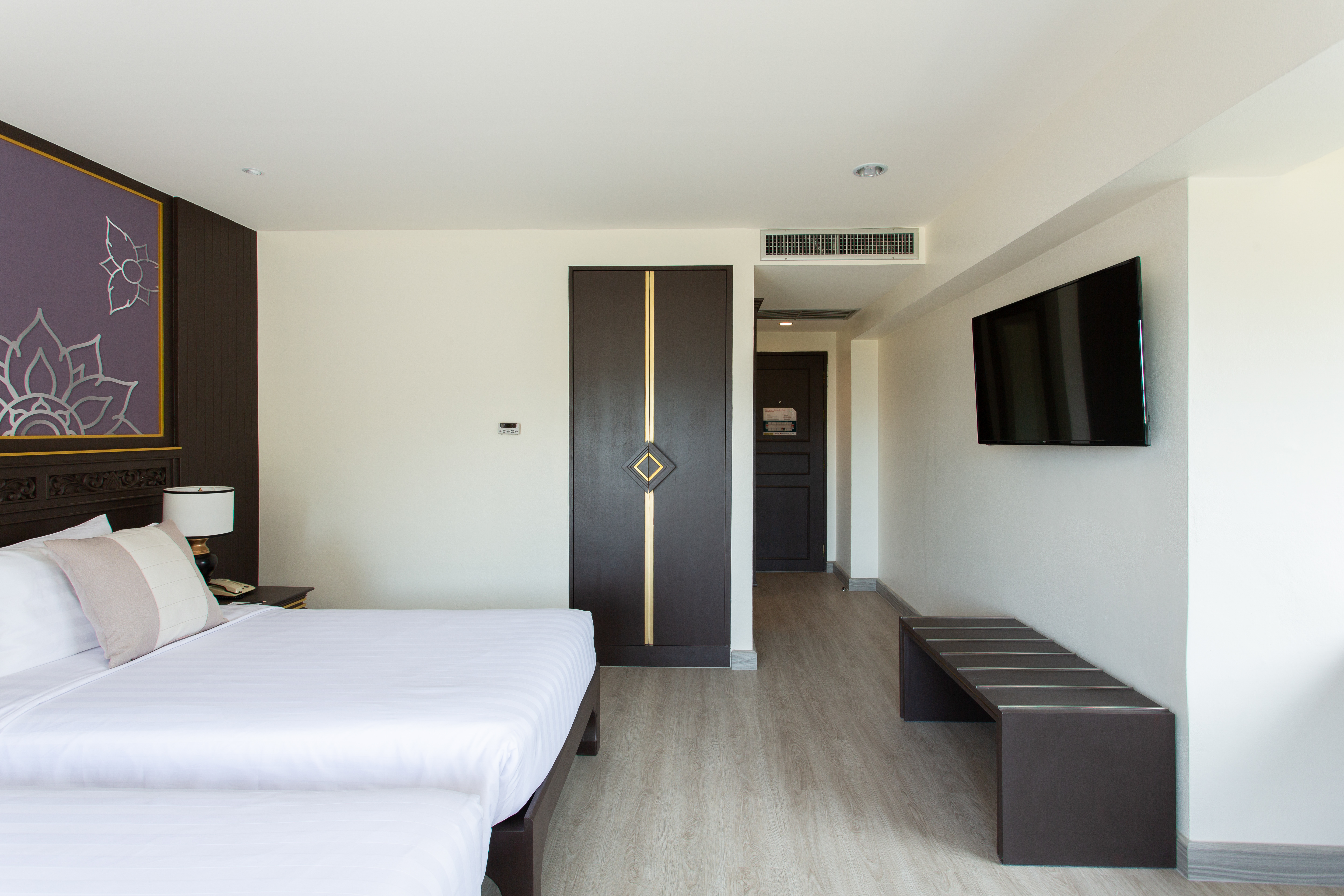 Double or Twin Deluxe