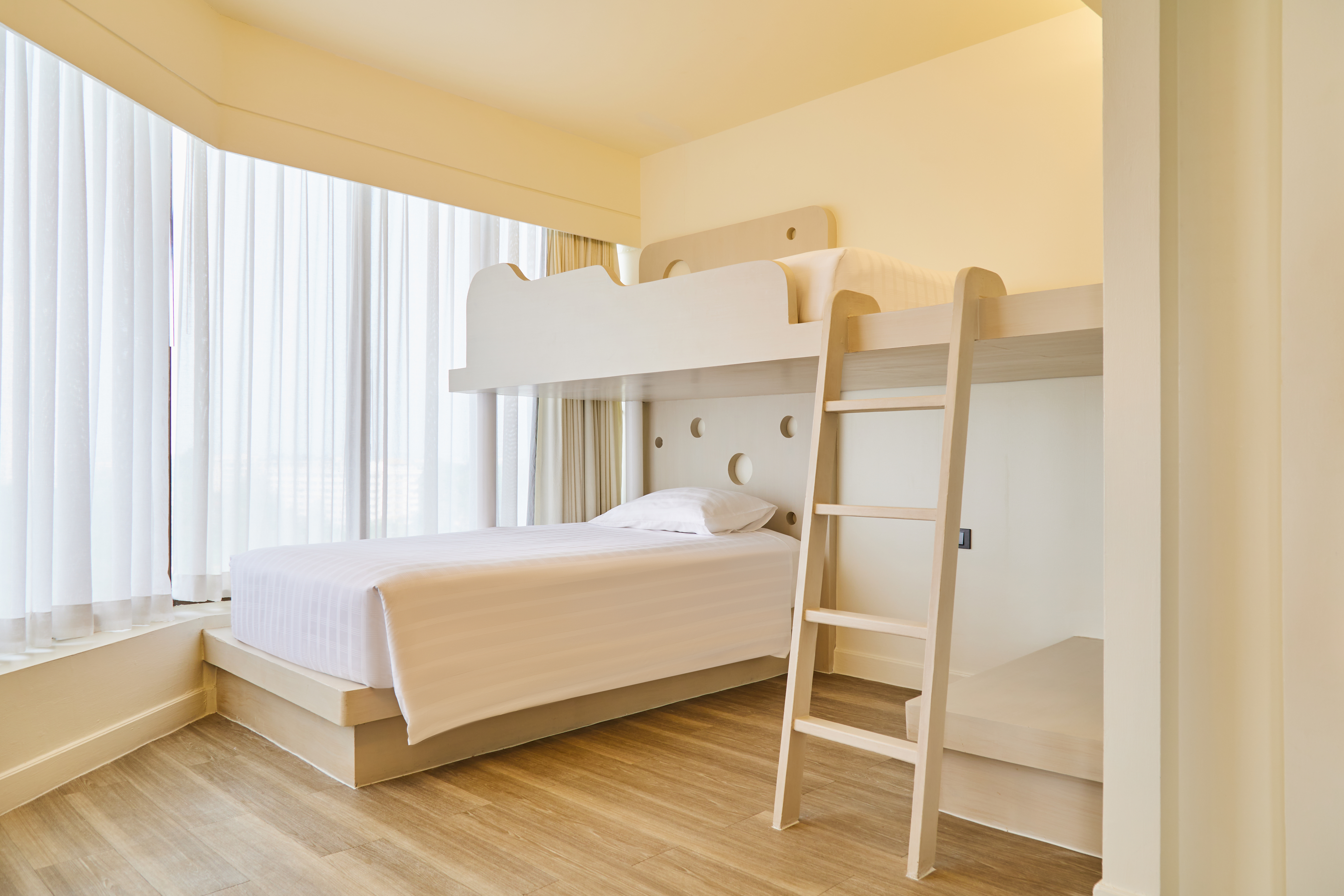 Family Room King Size Bed