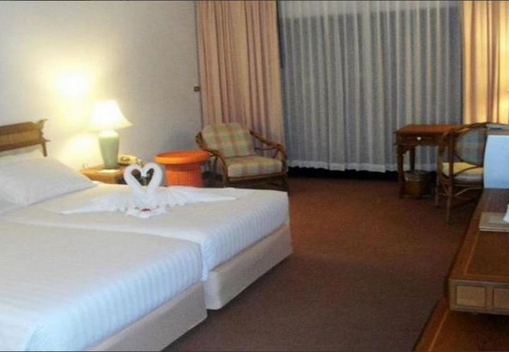 Double or Twin Deluxe