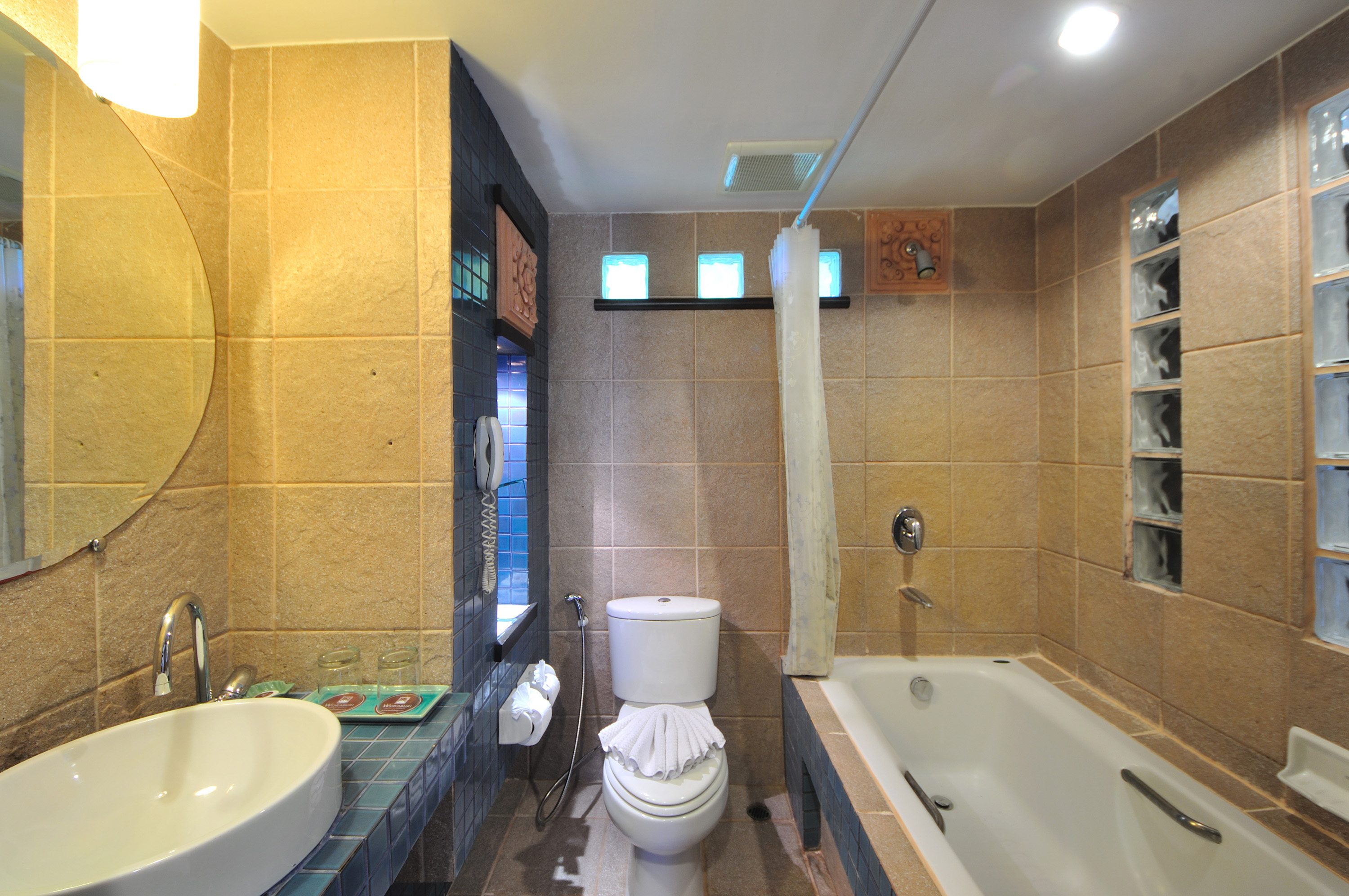 Double or Twin Standard