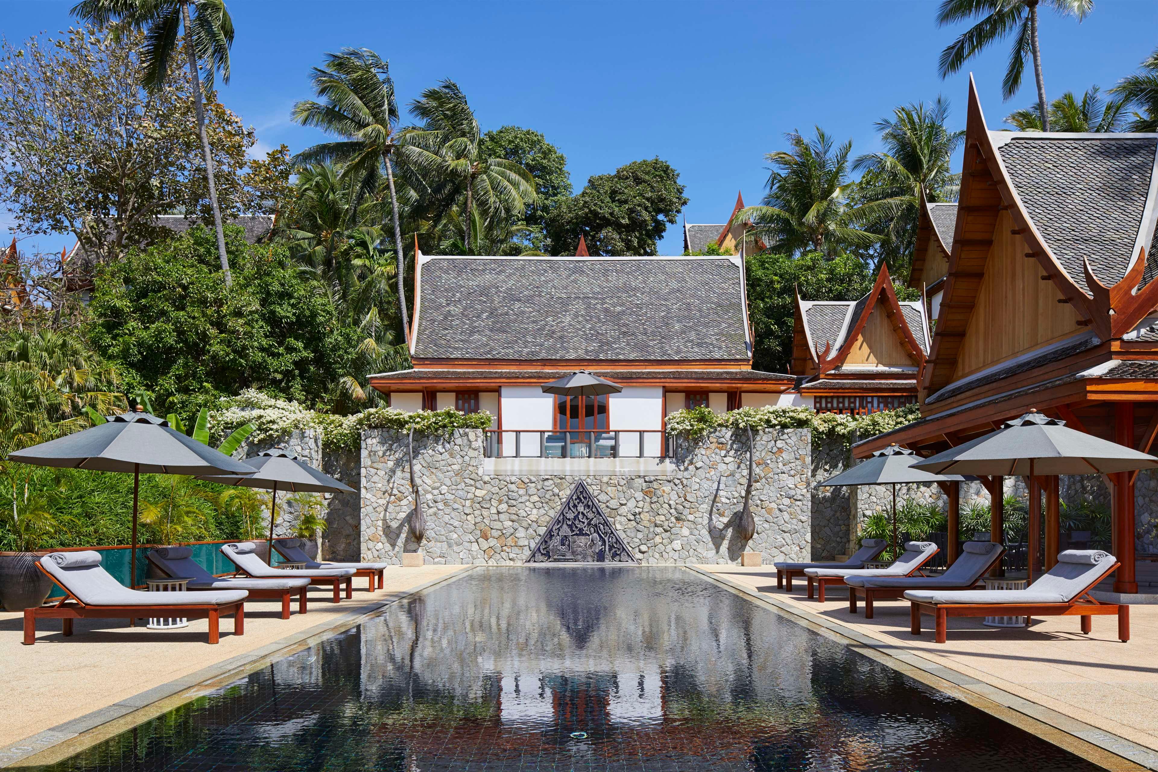 Villa Six Bedrooms with Private Pool