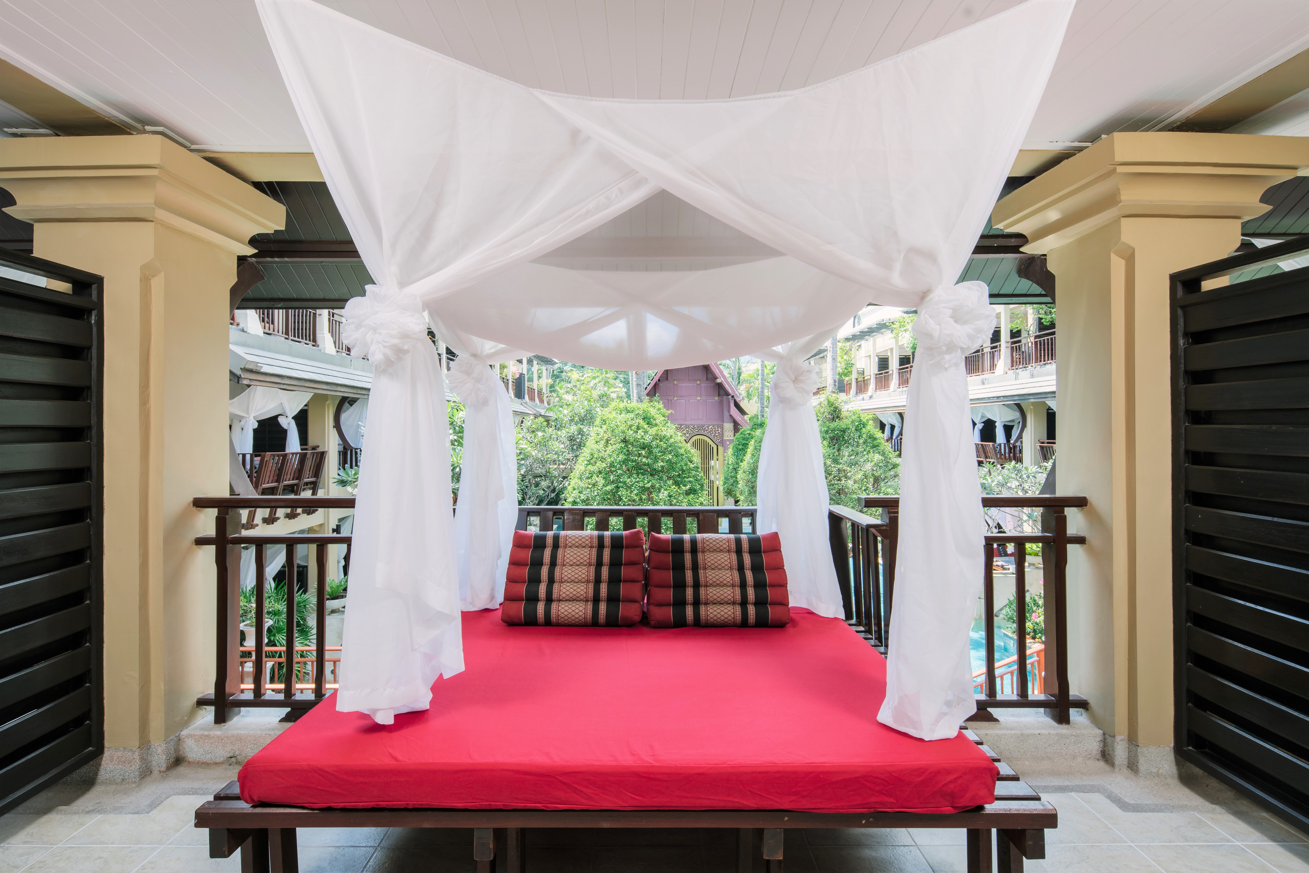 Double or Twin Standard