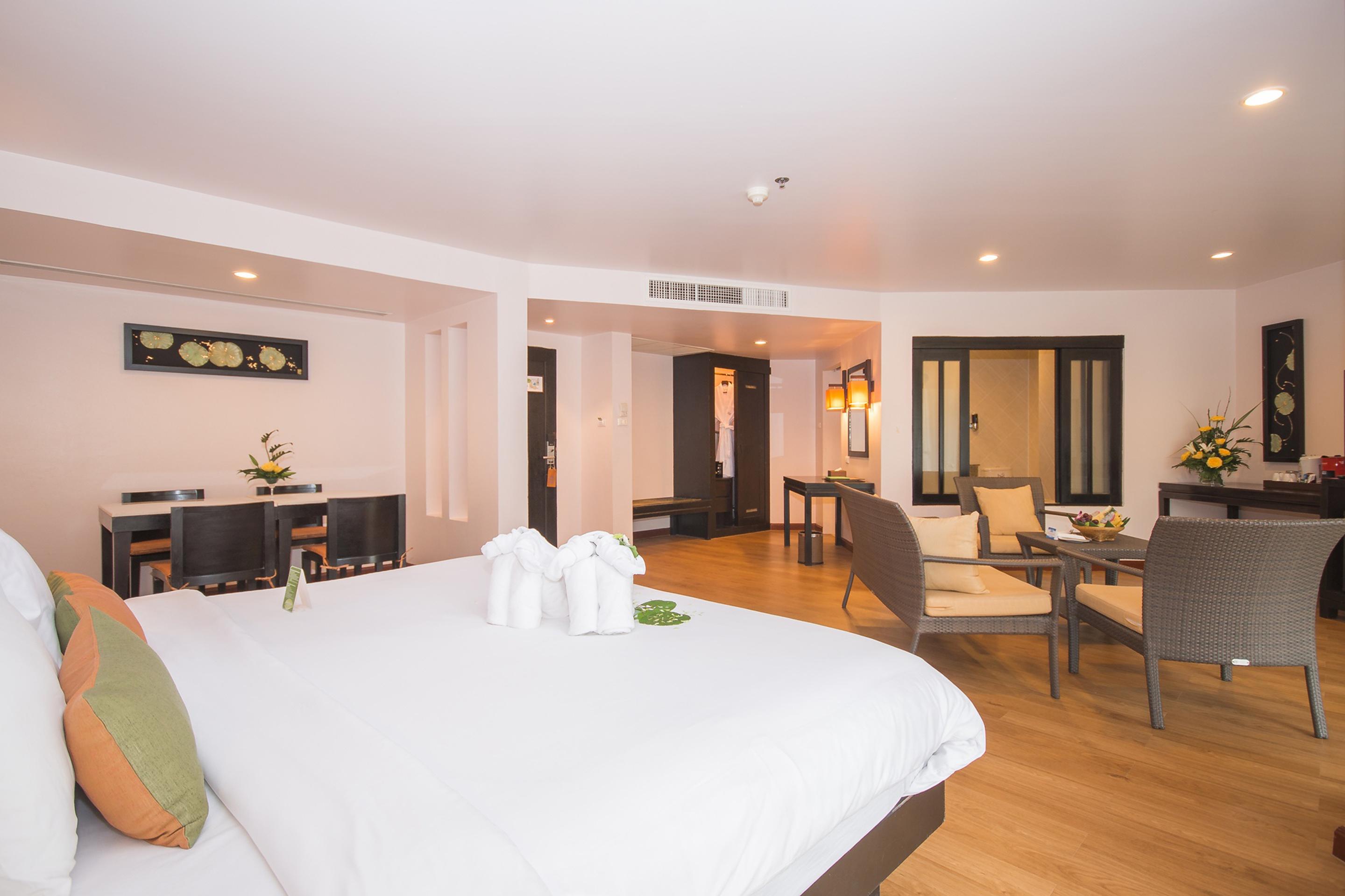 Double or Twin Standard