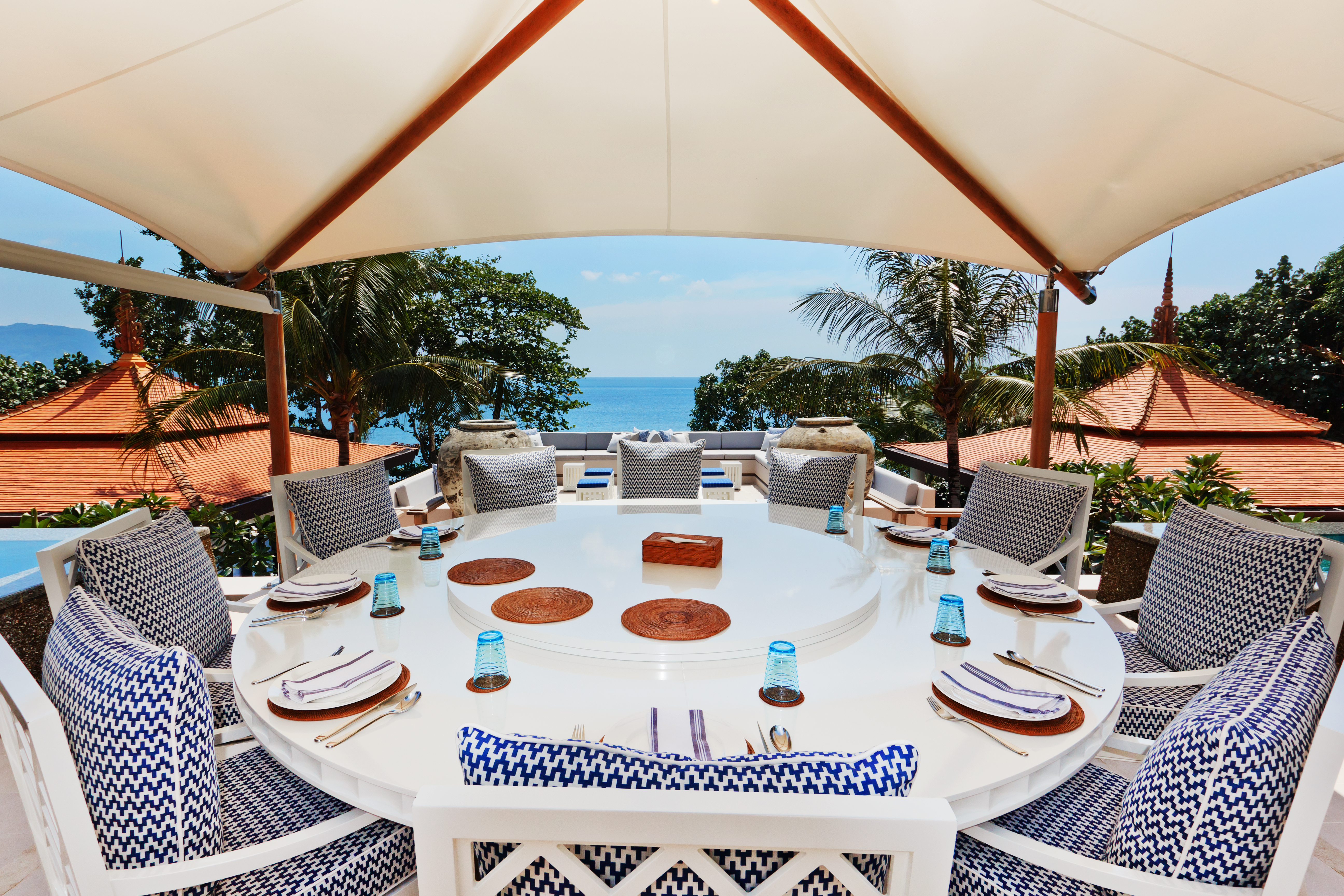 Villa Six Bedrooms with Private Pool