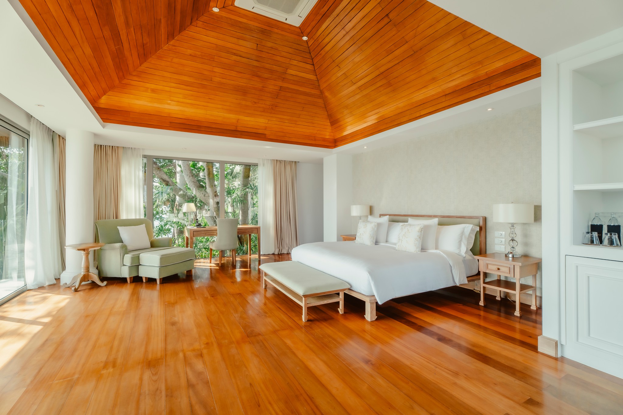 Villa Seven Bedrooms with Private Pool