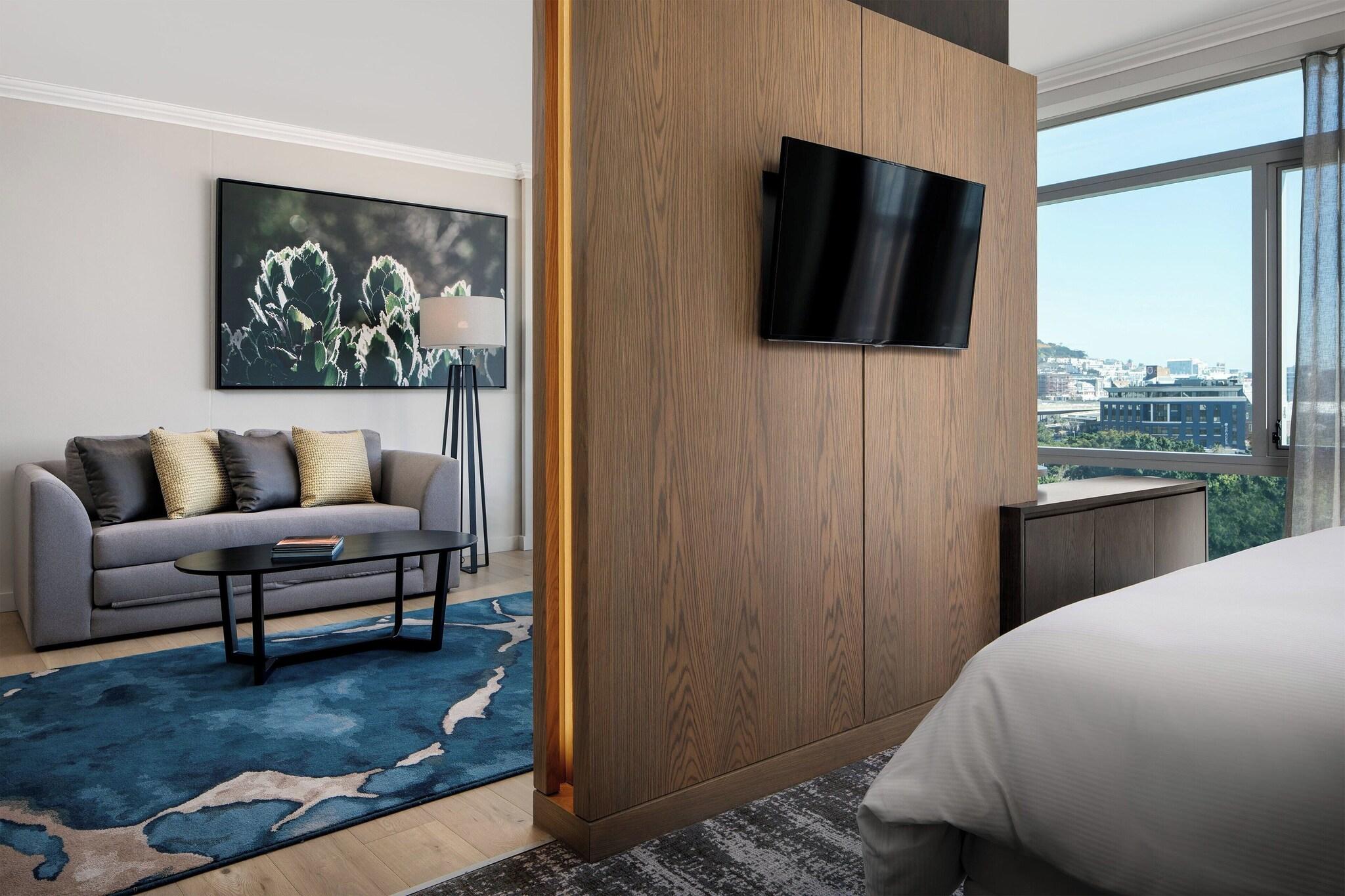 Junior Suite King Size Bed