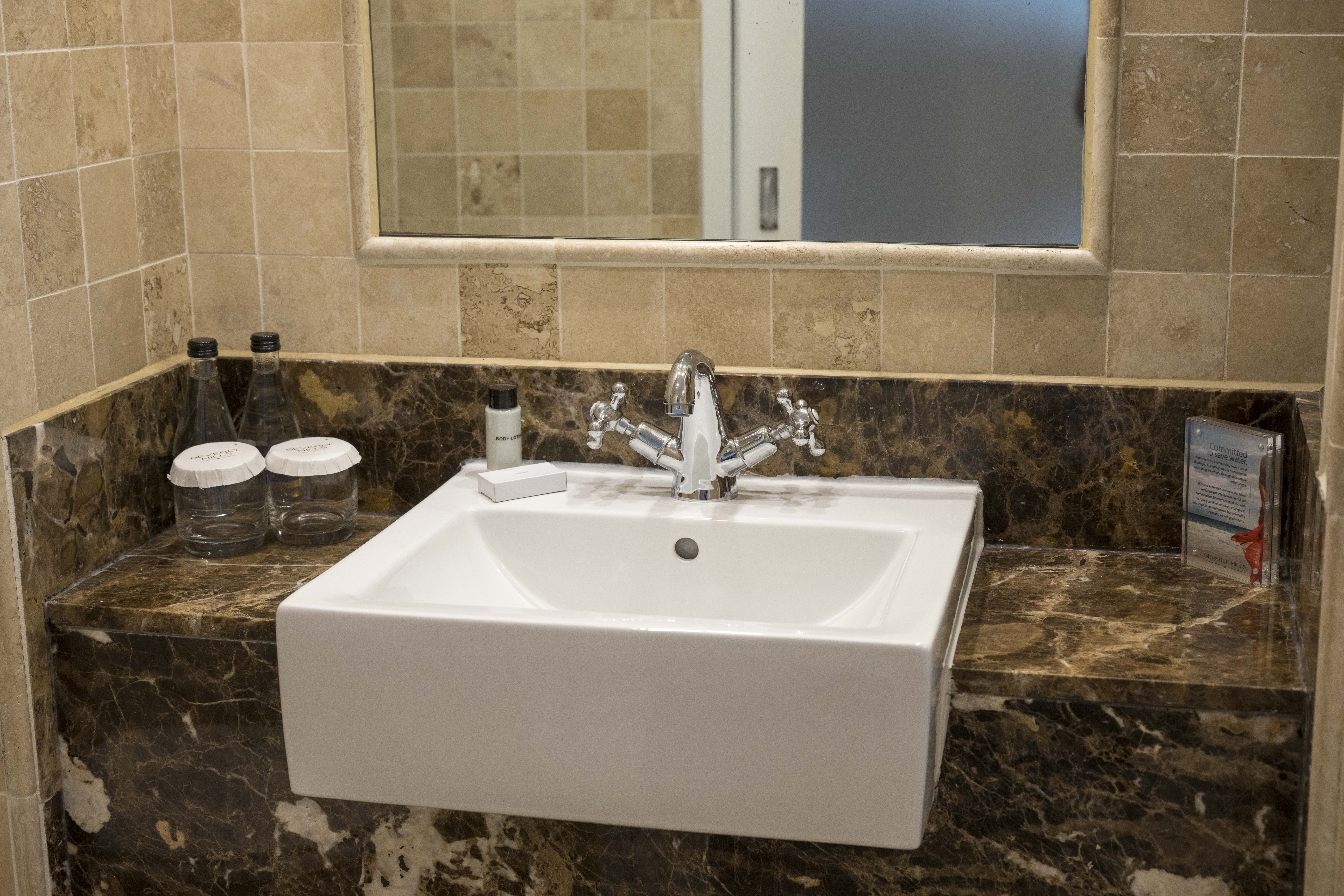 Room Queen Bed Non Smoking