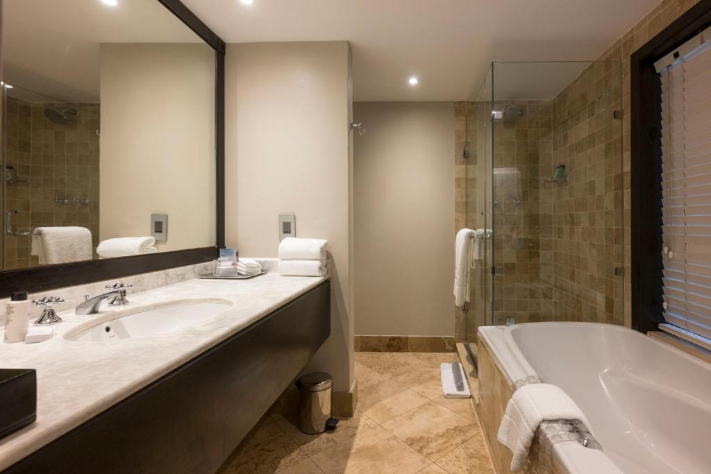 Studio King Bed Non Smoking