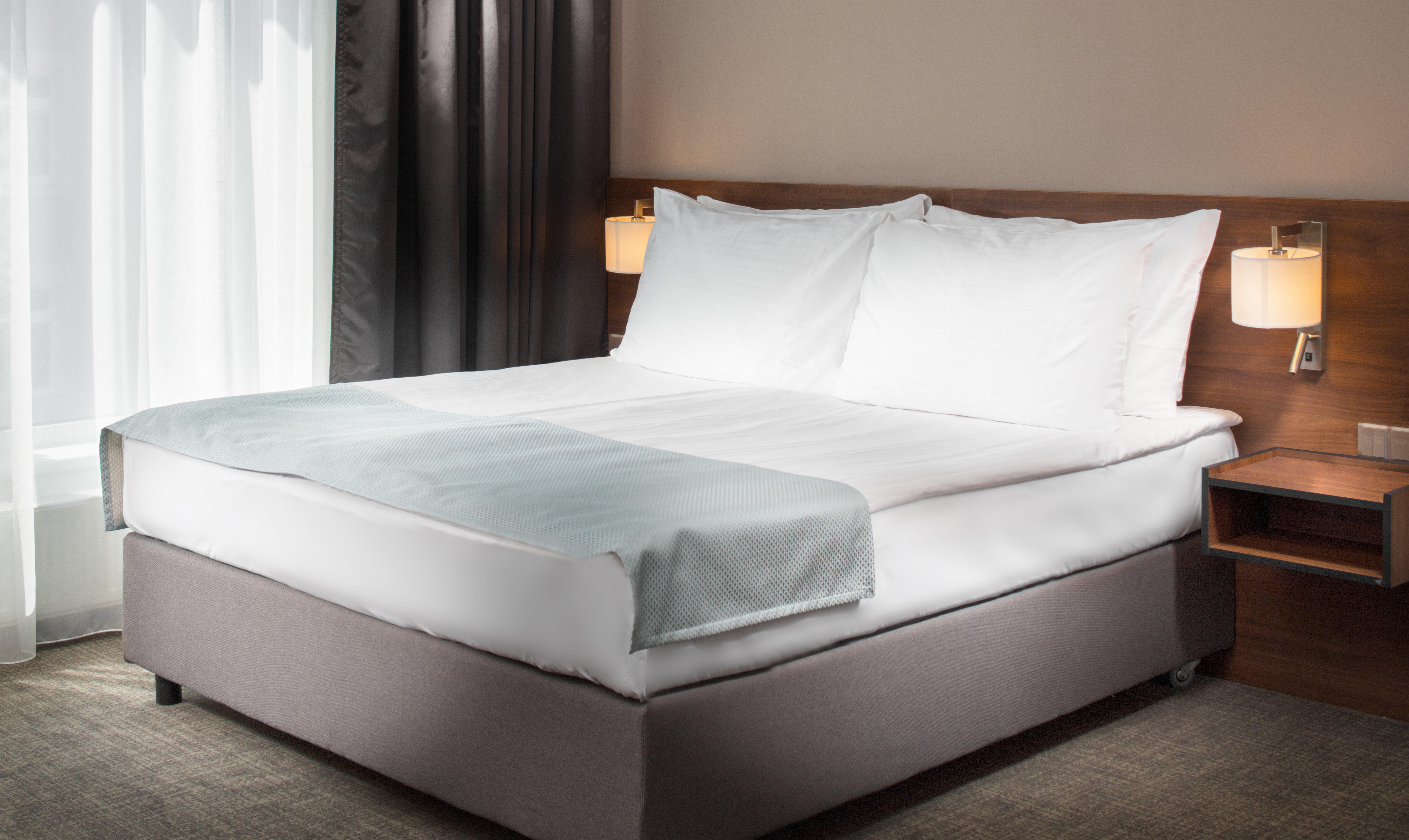 Double Queen Size Bed