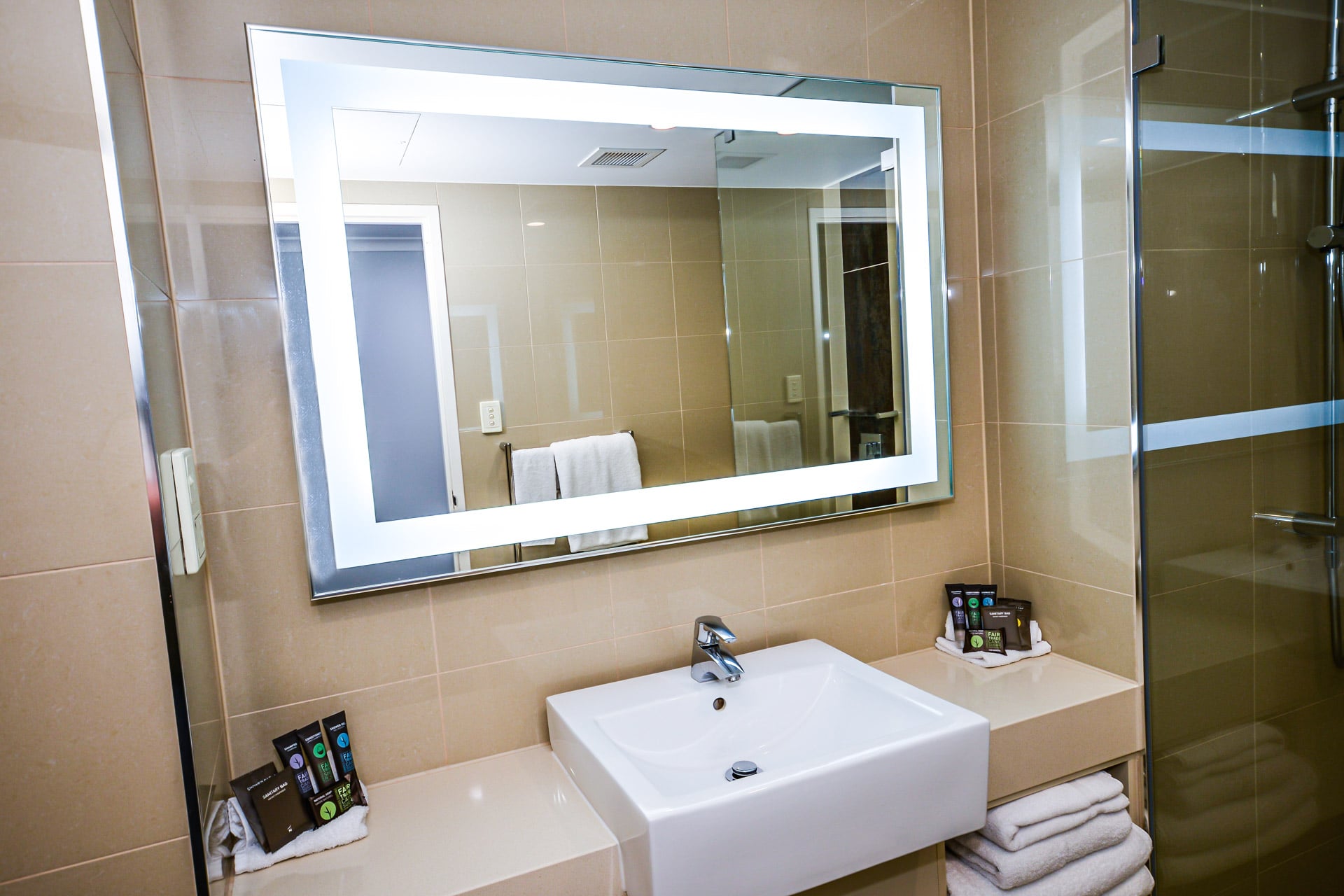 Apartment Queen Bed Two Bedrooms