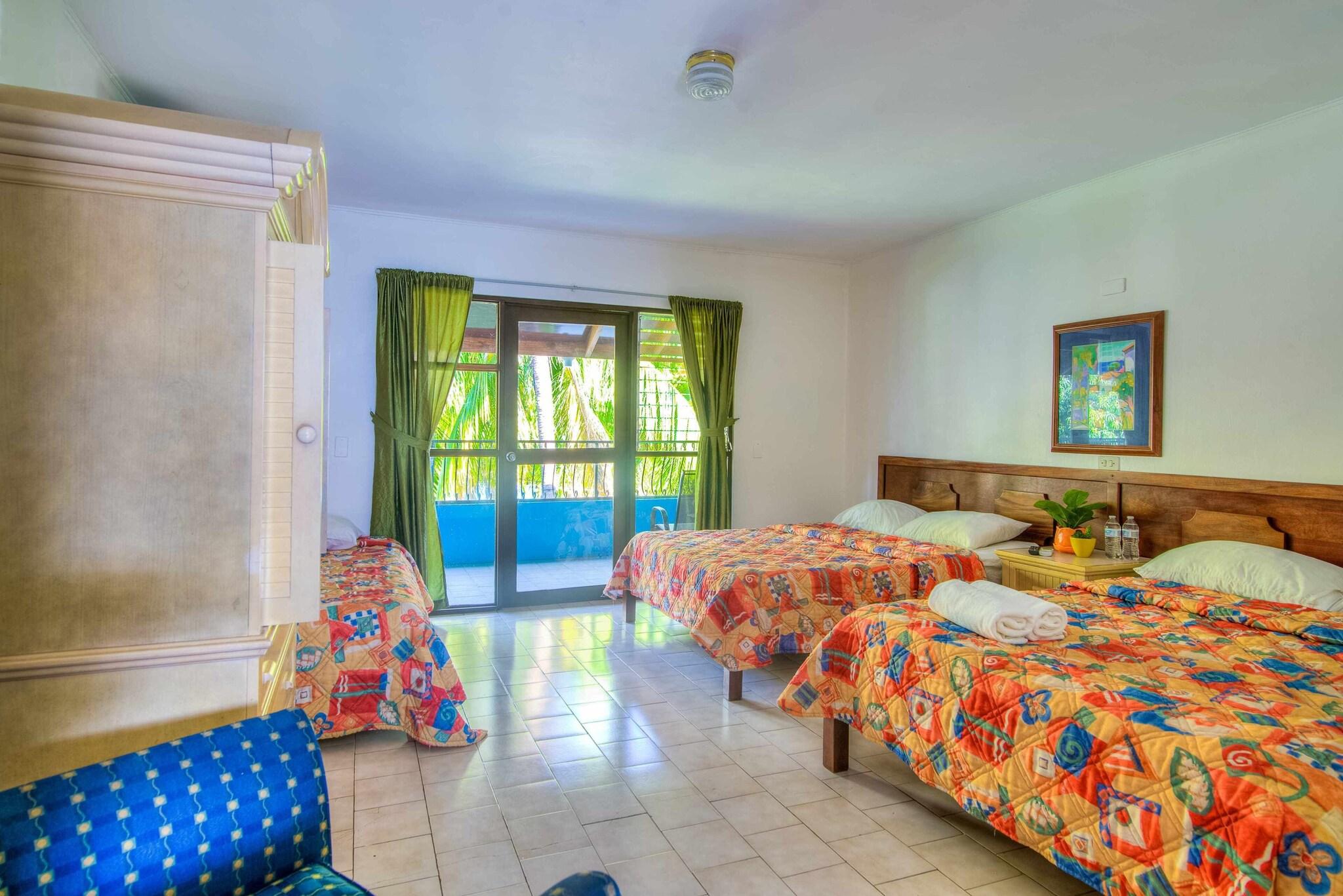 Family Room Two Queen Beds