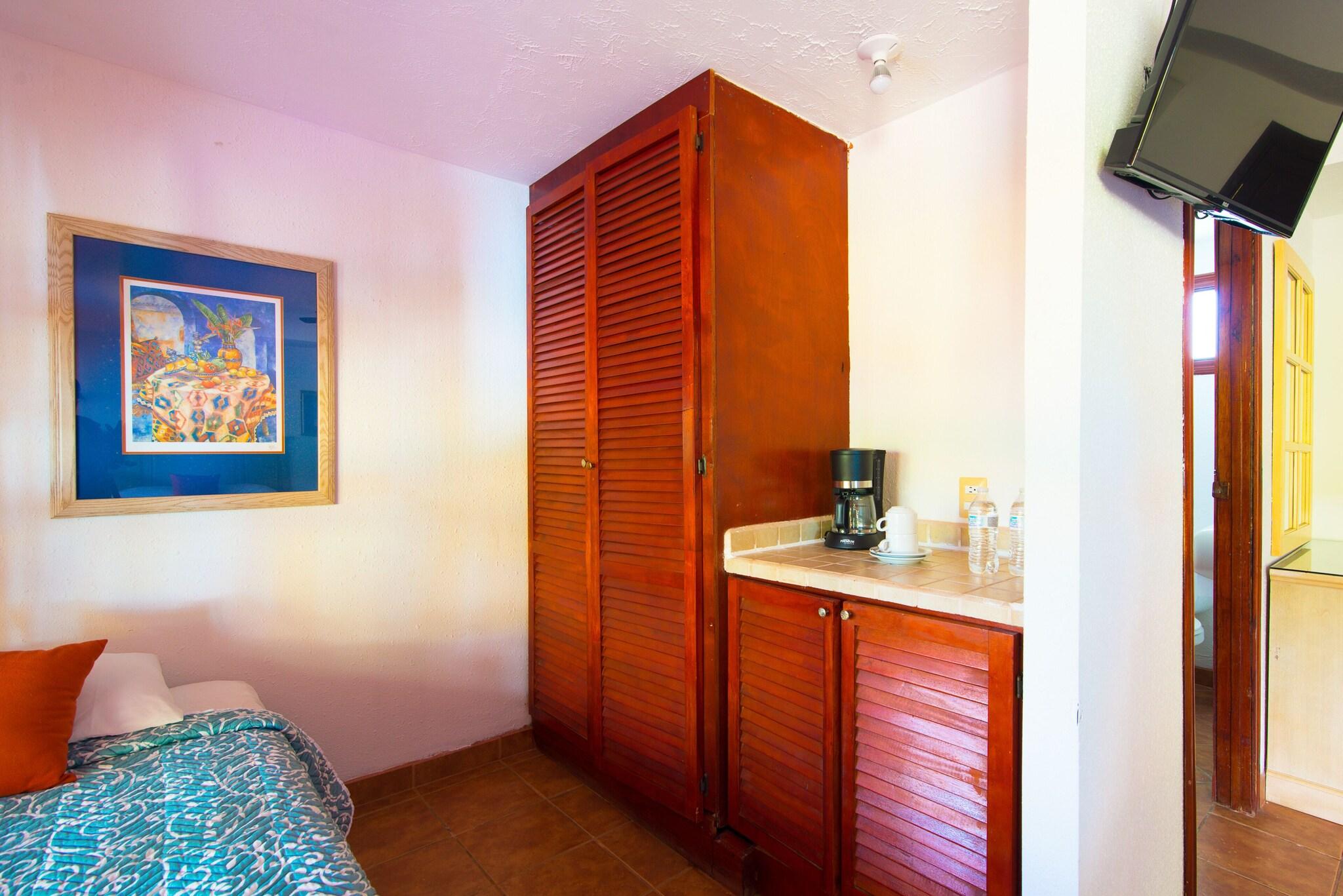 Family Room Garden View Two Queen Beds