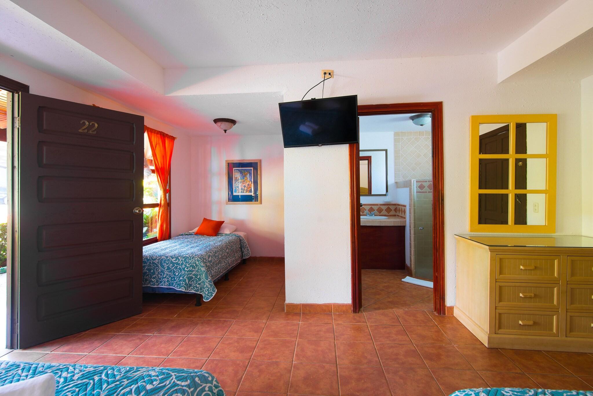 Family Room Garden View Two Queen Beds