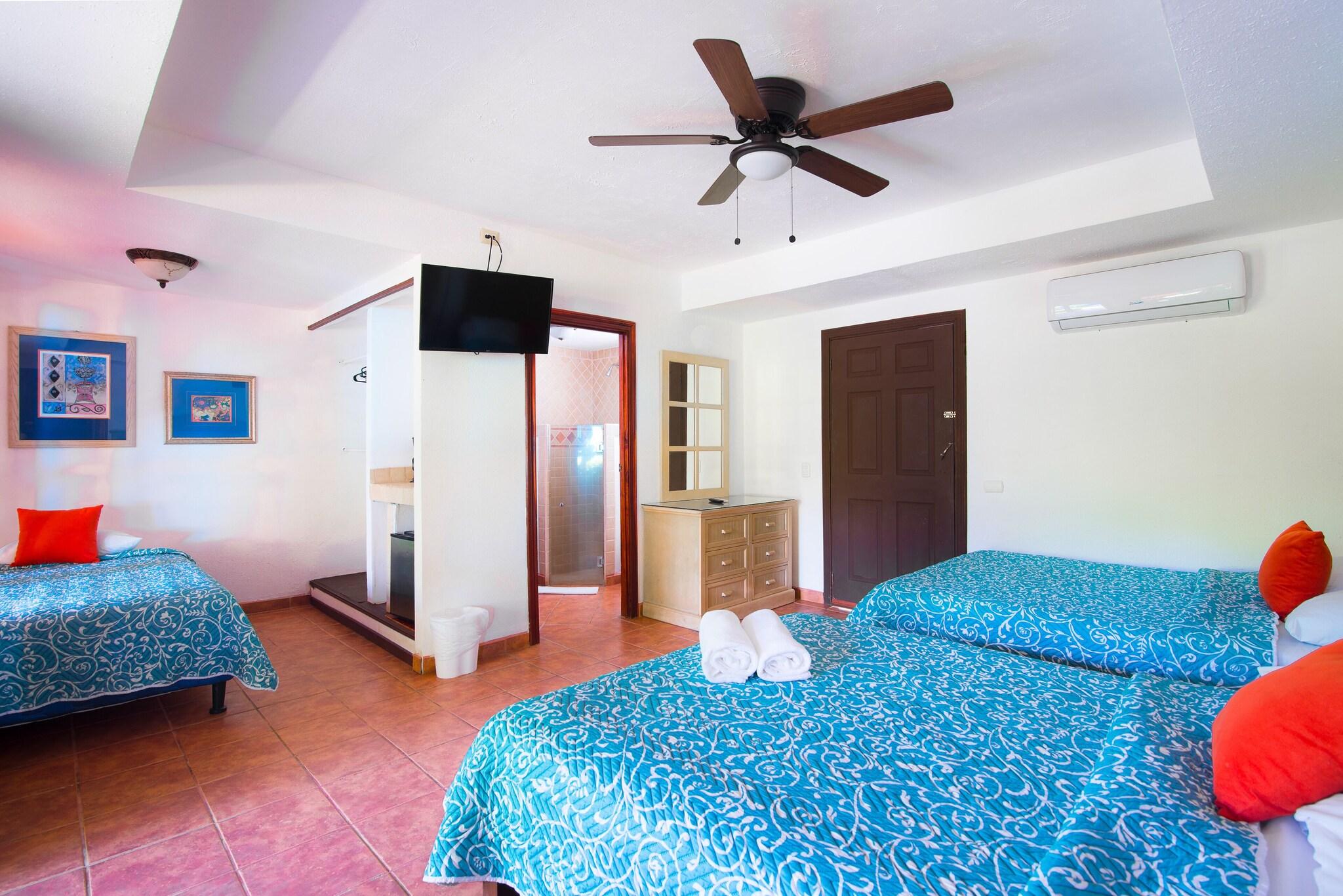 Family Room Garden View Two Queen Beds