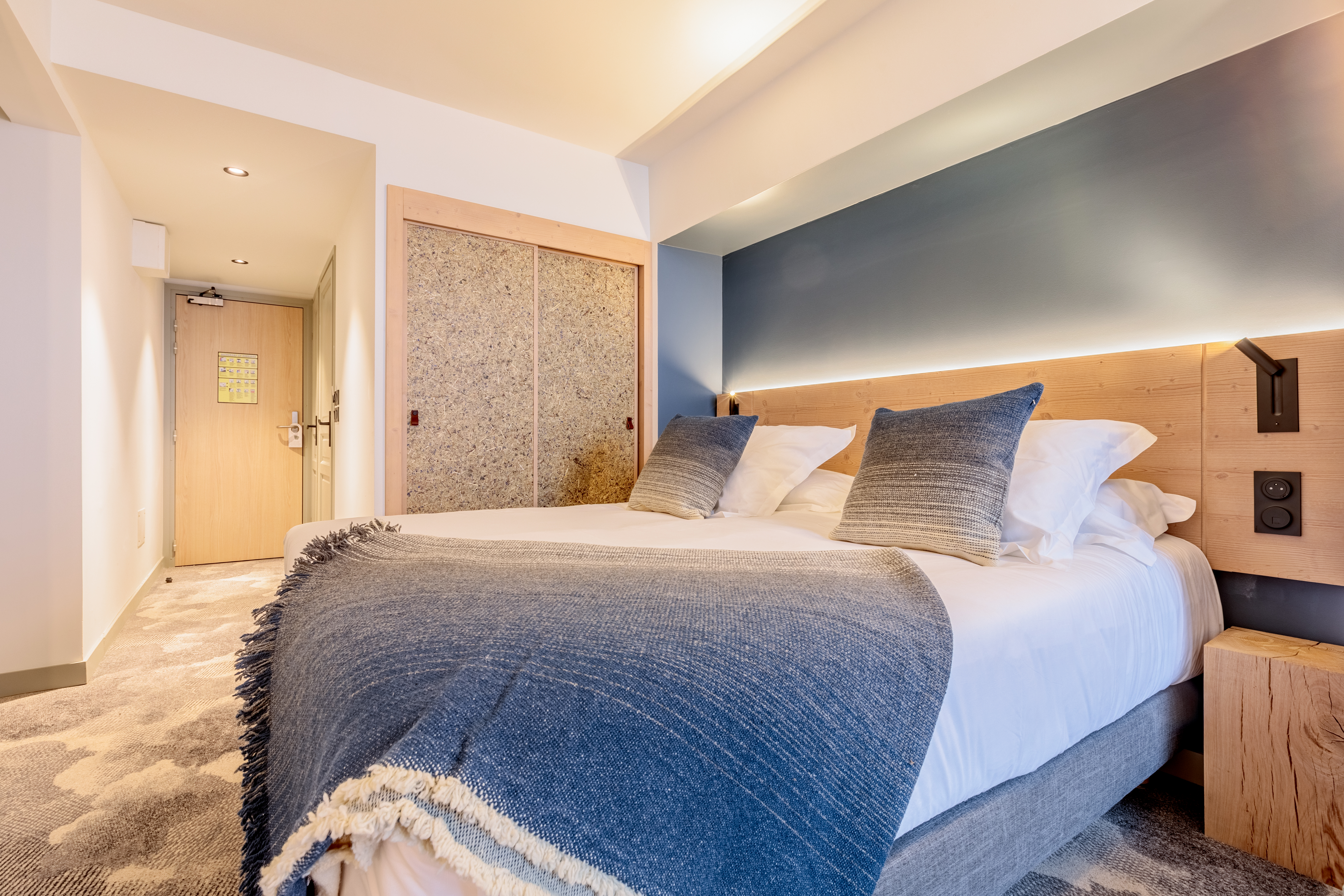 Double or Twin Superior