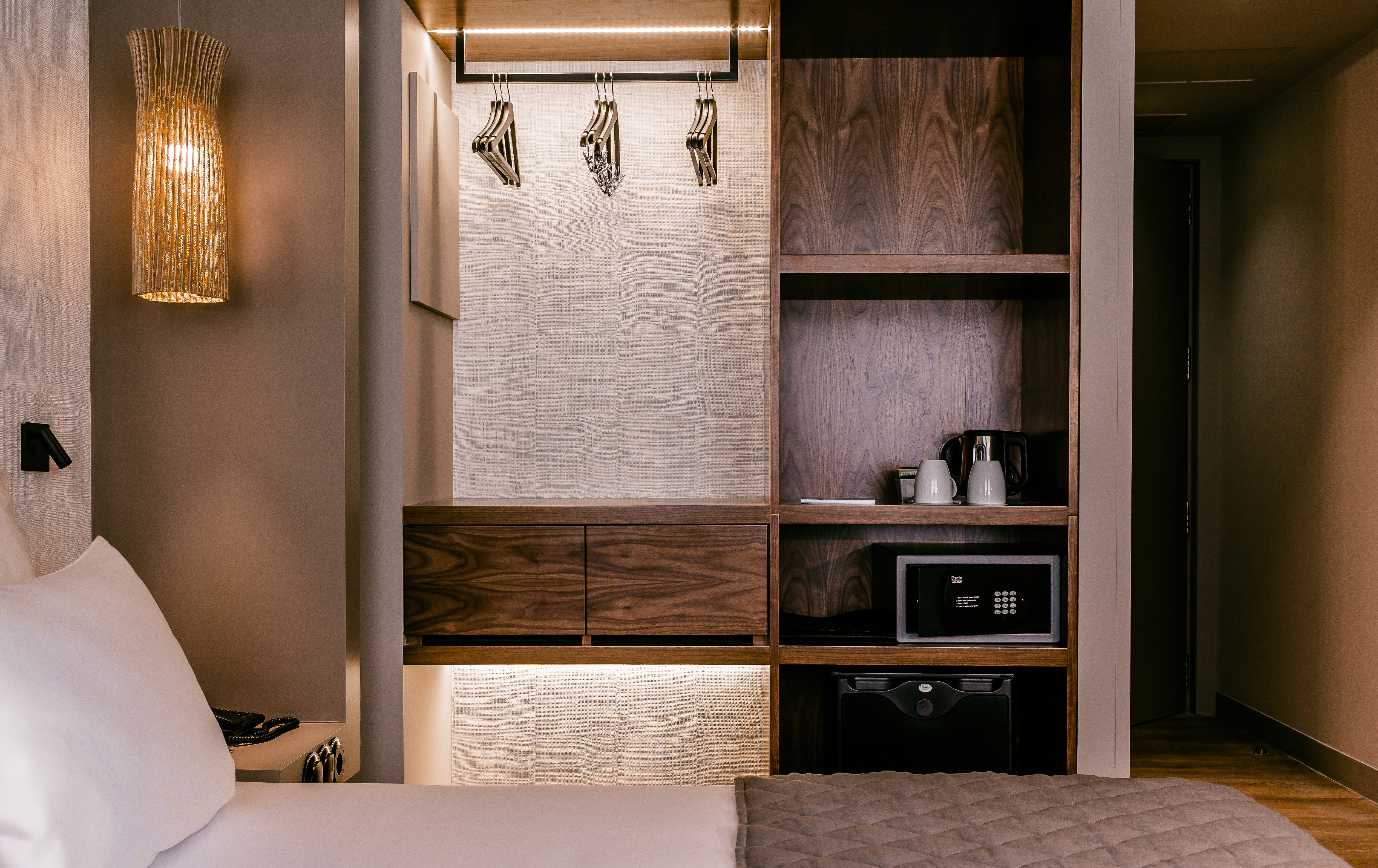 Double or Twin Standard