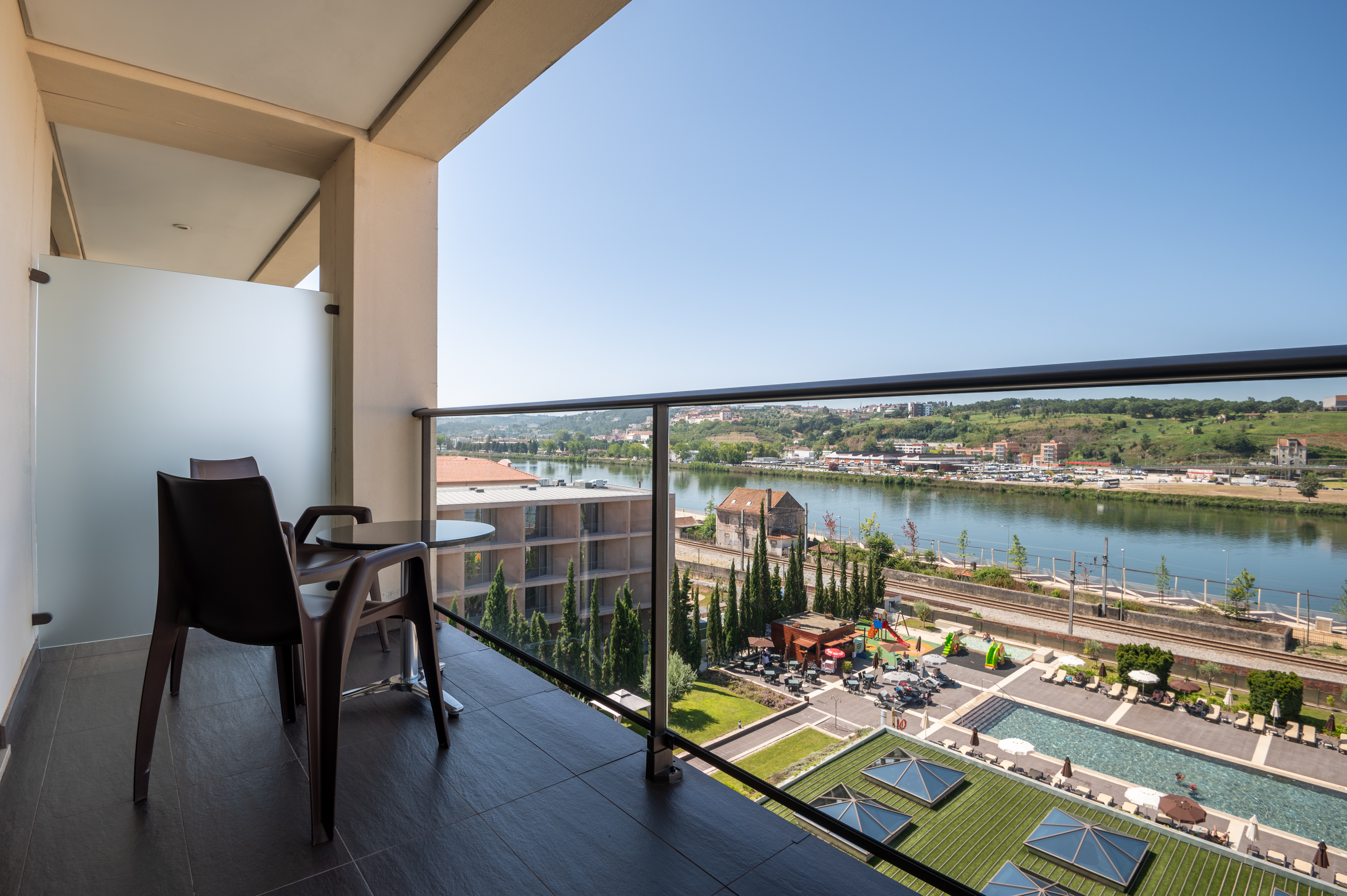 Single Superior Pool View