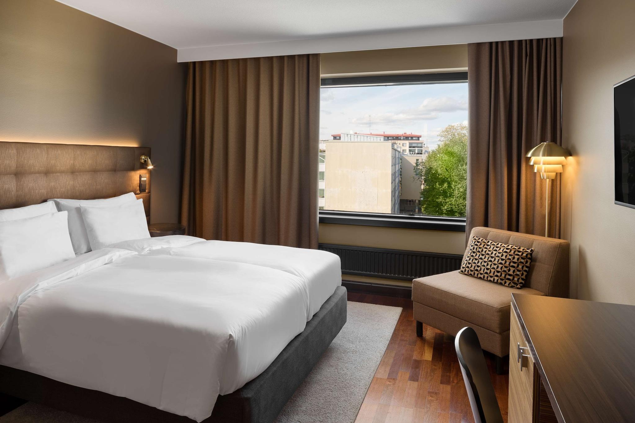 Double City View King Bed