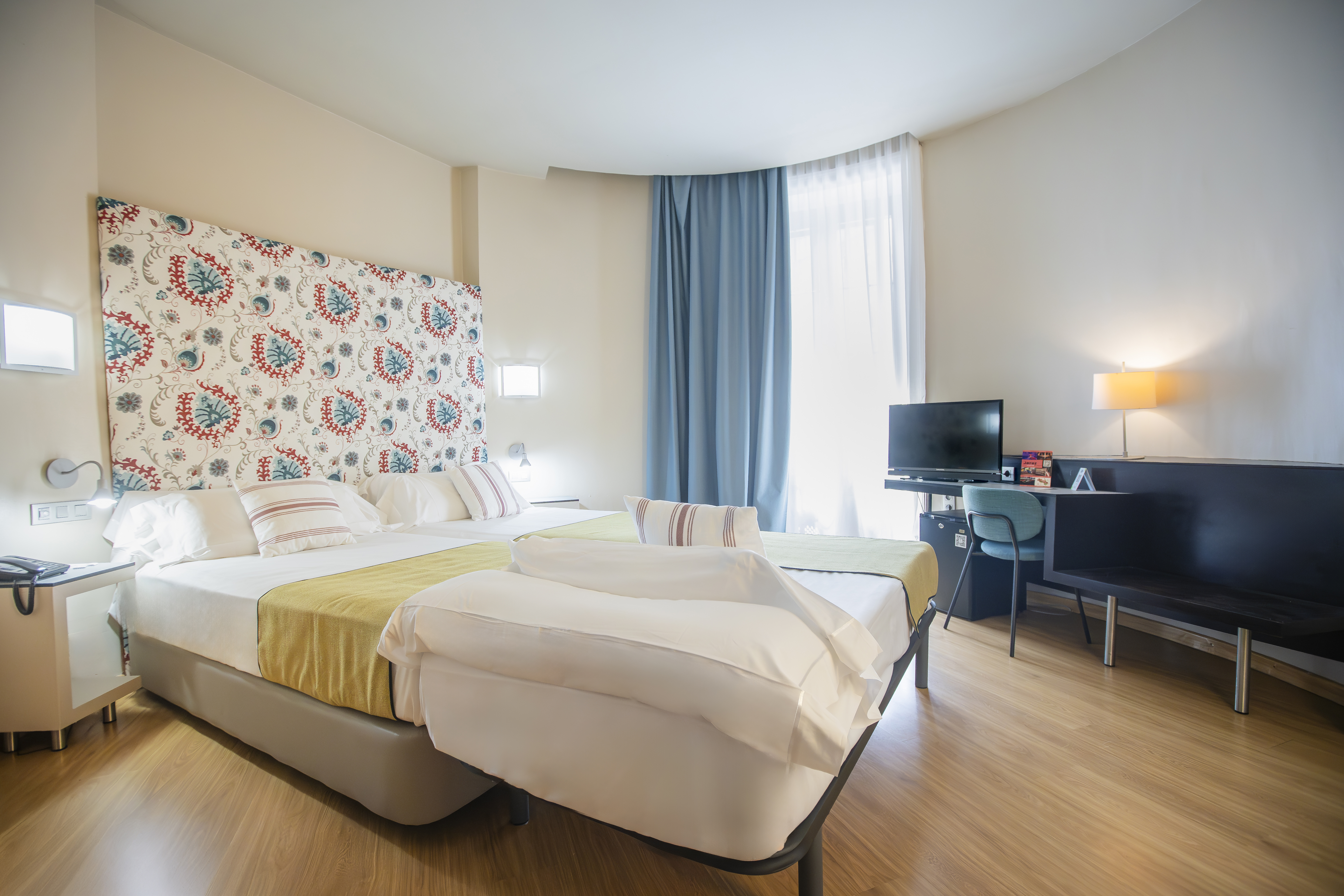 Double or Twin Capacity 3