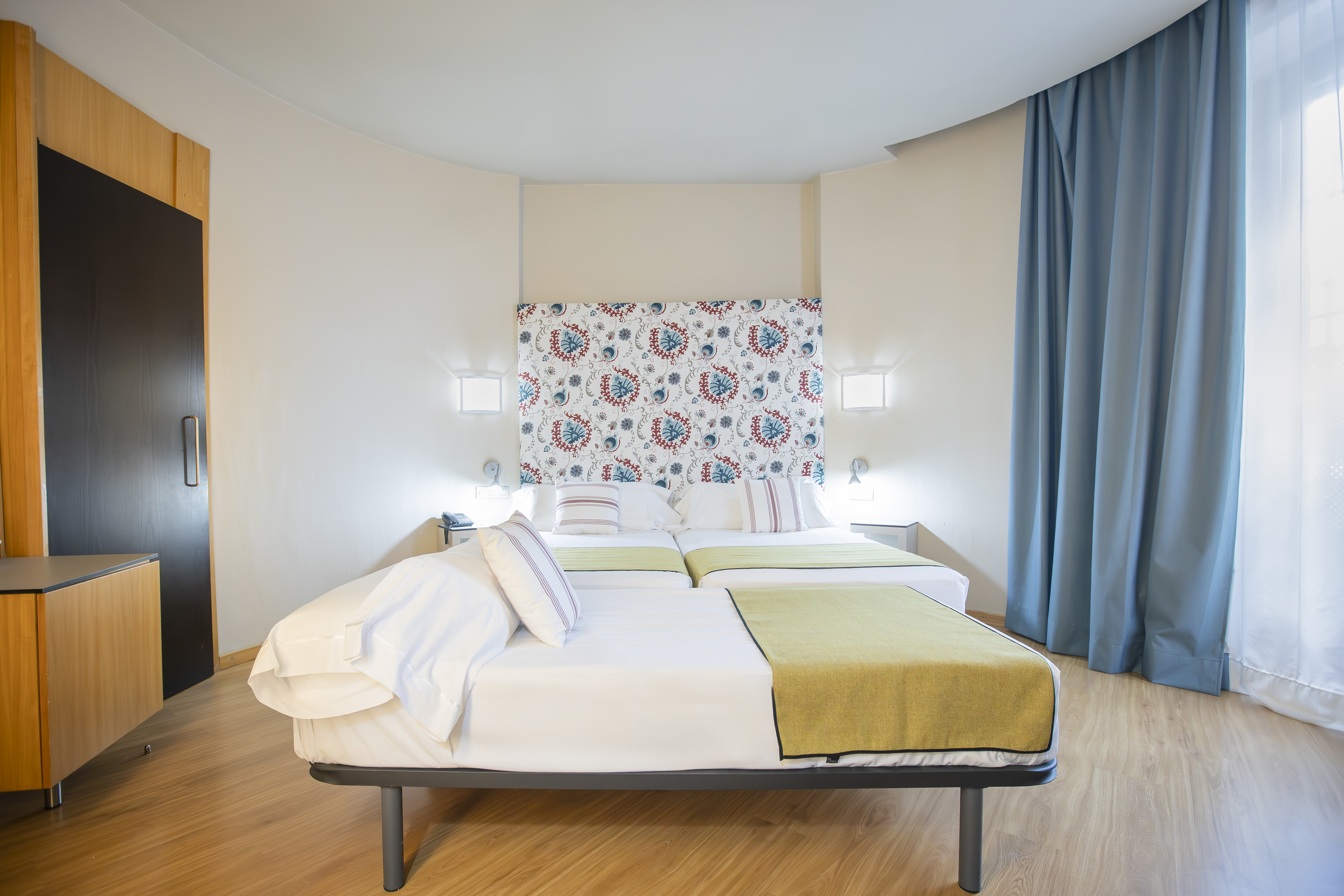 Double or Twin Capacity 3