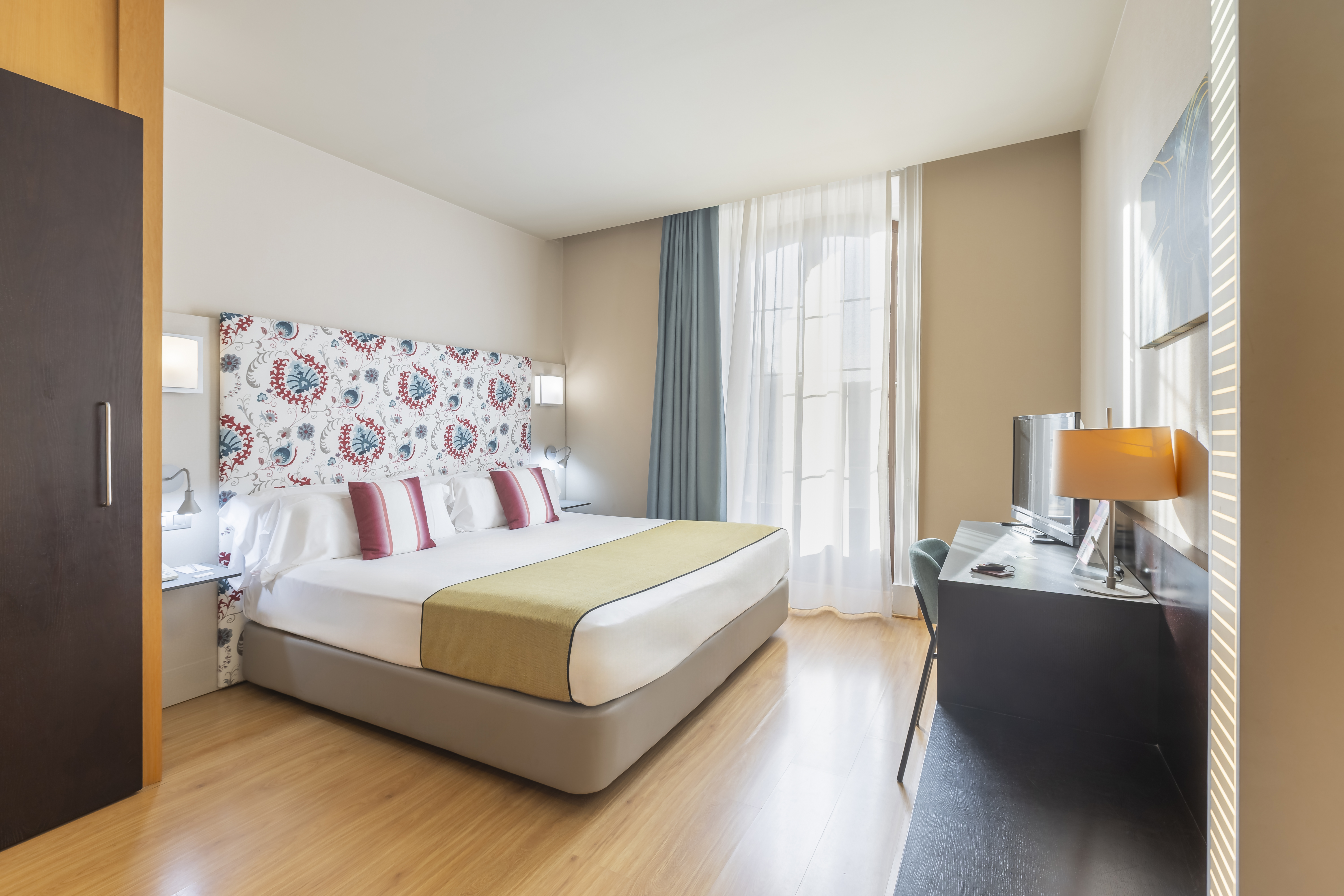 Double or Twin Standard