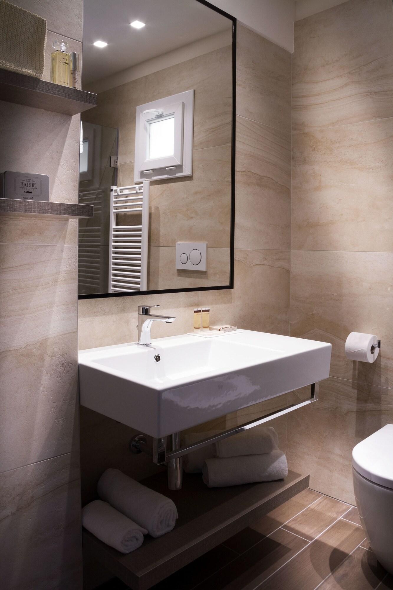 Suite with Double Bed