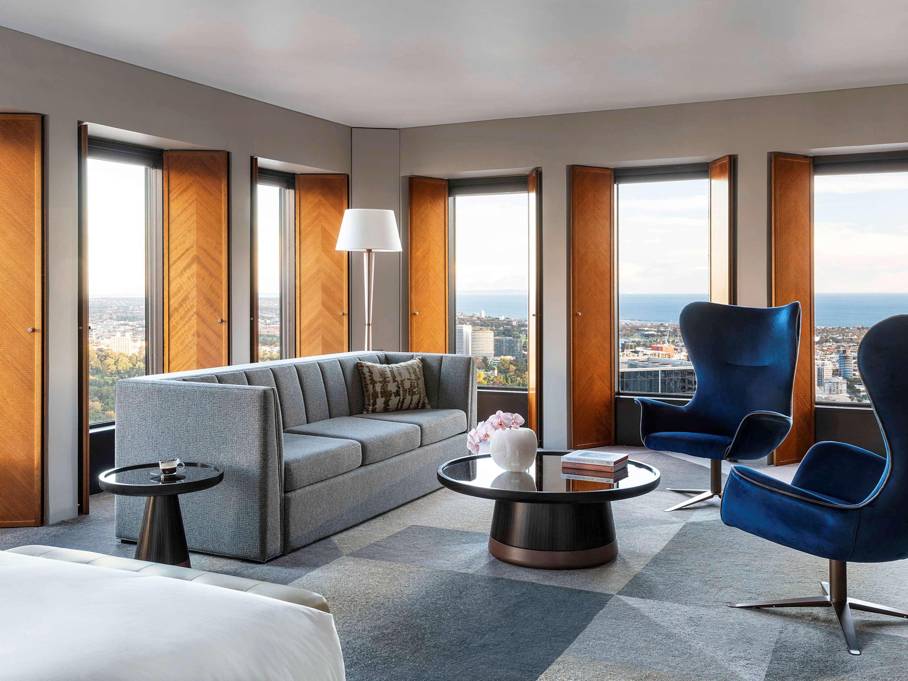 Junior Suite Bay View King Bed