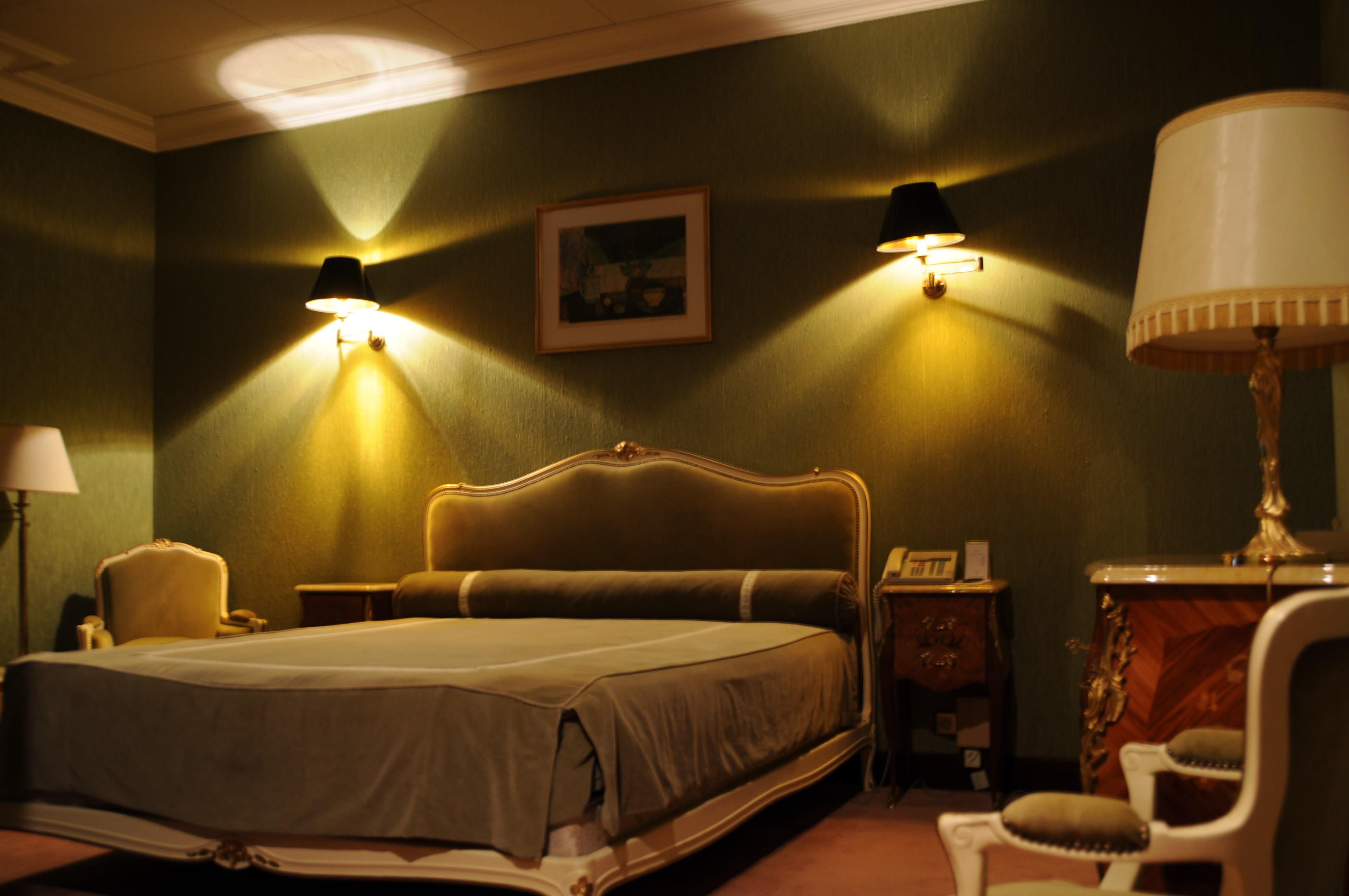 Double King Size Bed